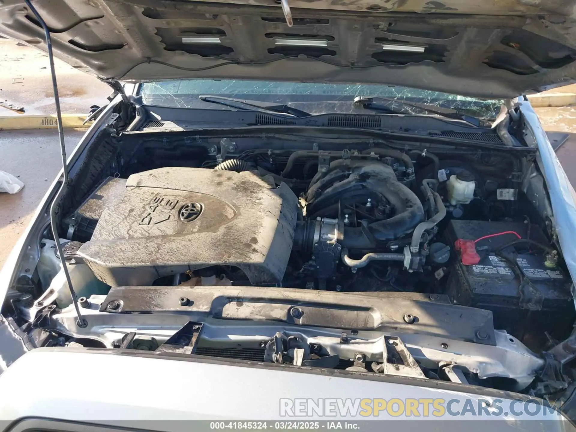 10 Photograph of a damaged car 5TFCZ5ANXMX251261 TOYOTA TACOMA 2021