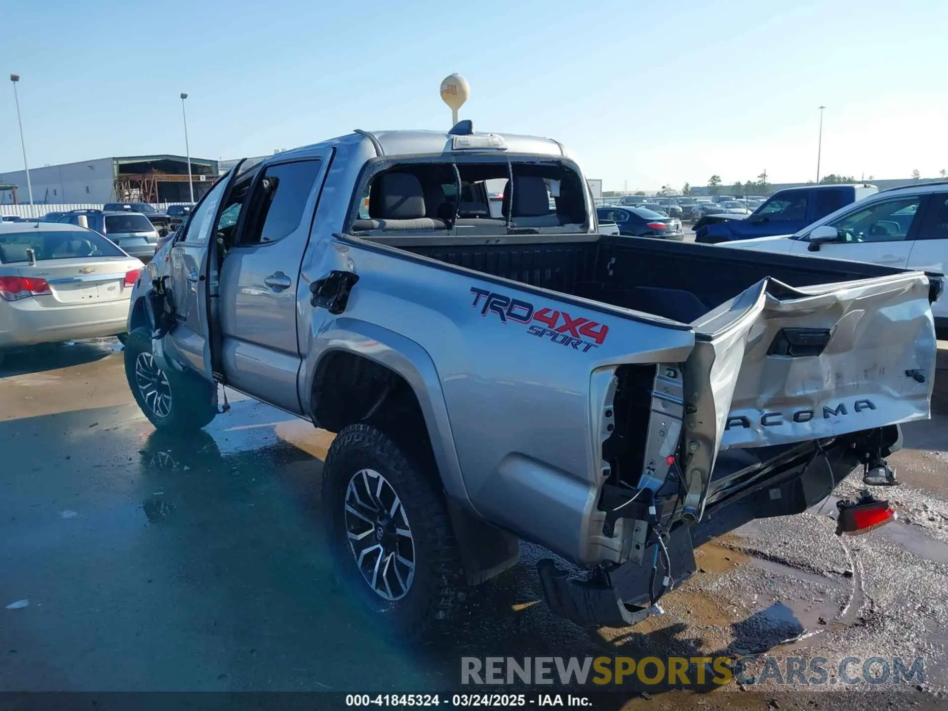 3 Photograph of a damaged car 5TFCZ5ANXMX251261 TOYOTA TACOMA 2021