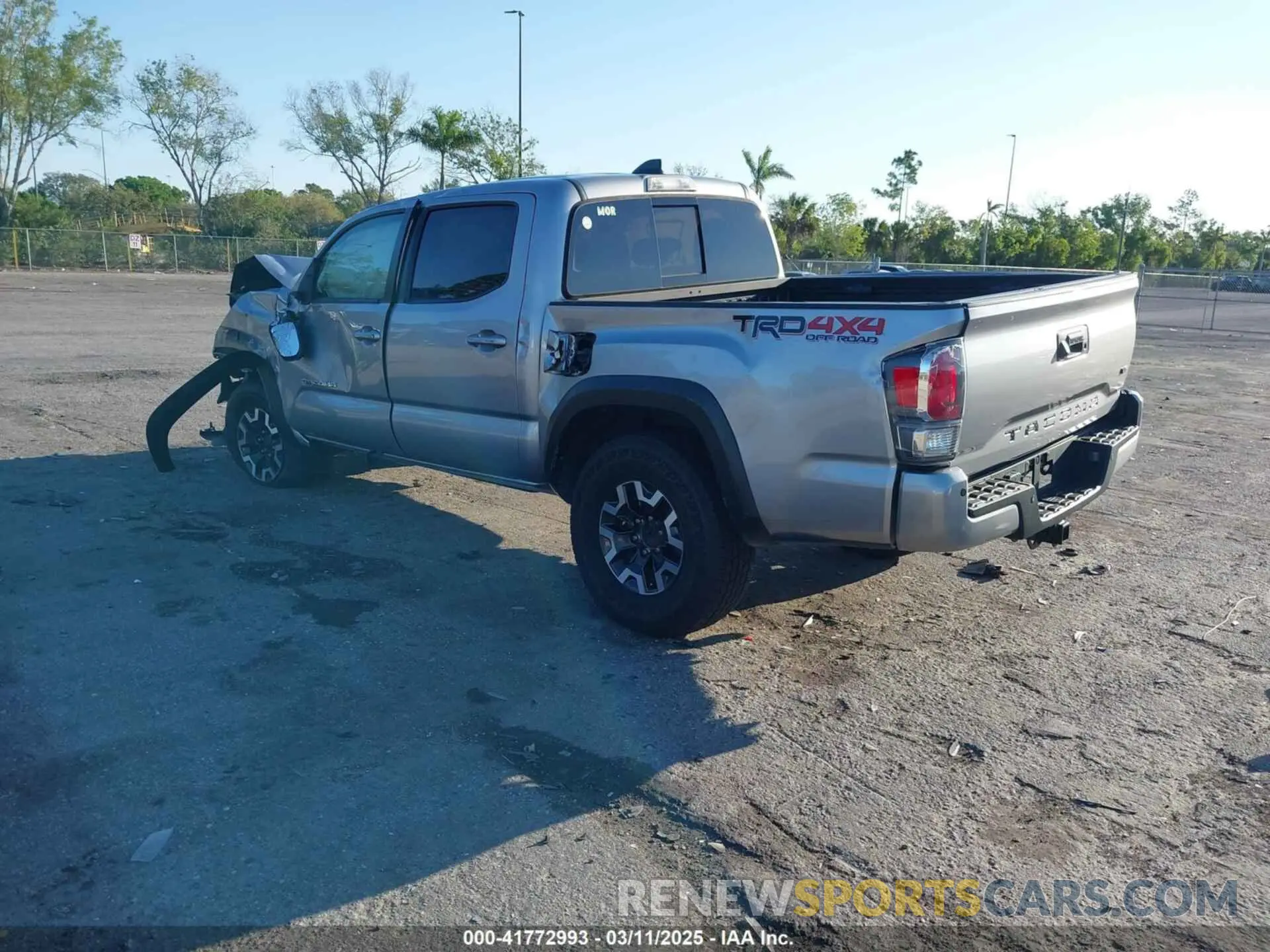 3 Photograph of a damaged car 5TFCZ5ANXMX272577 TOYOTA TACOMA 2021