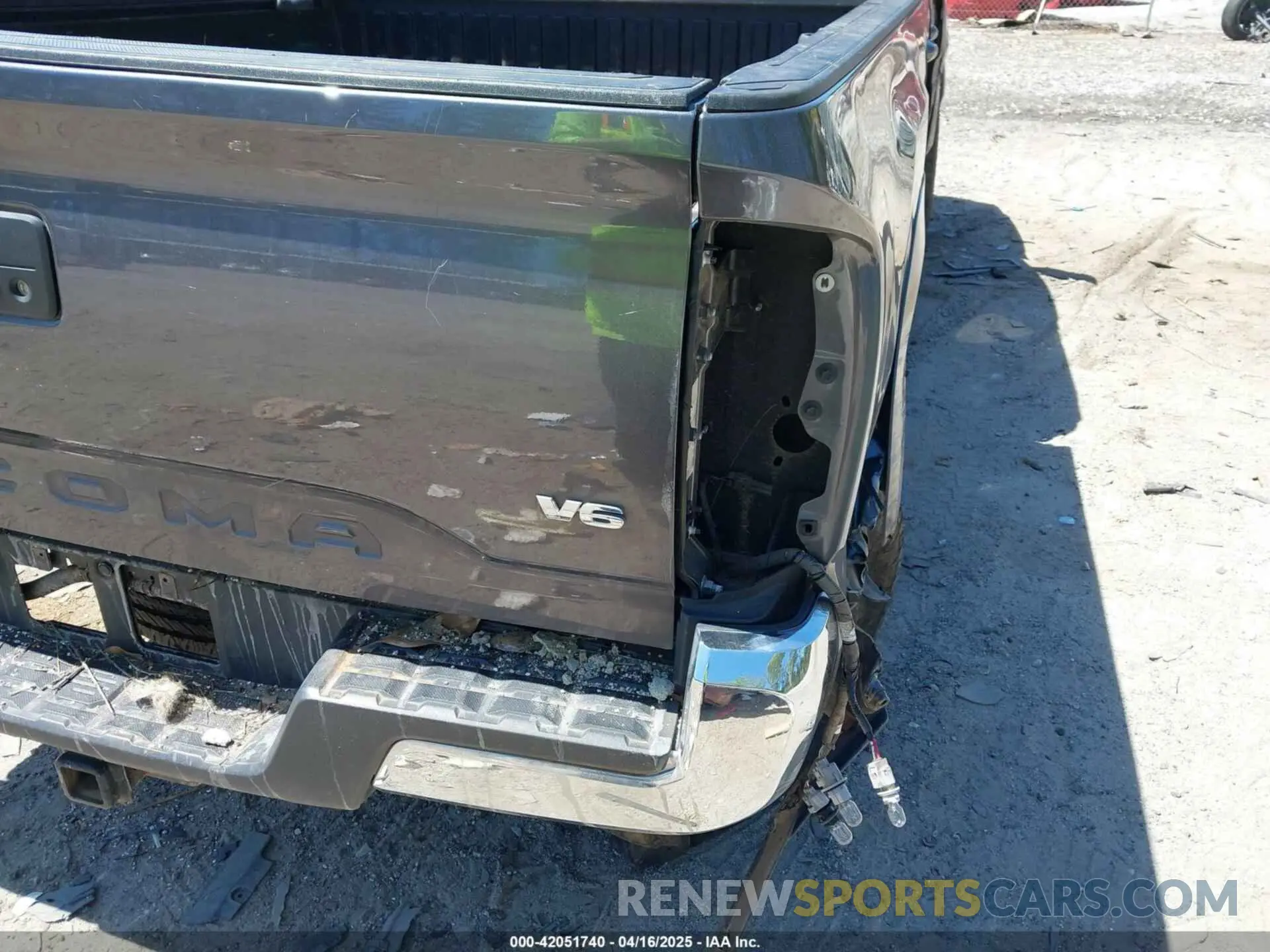 6 Photograph of a damaged car 5TFDZ5BN6MX059581 TOYOTA TACOMA 2021