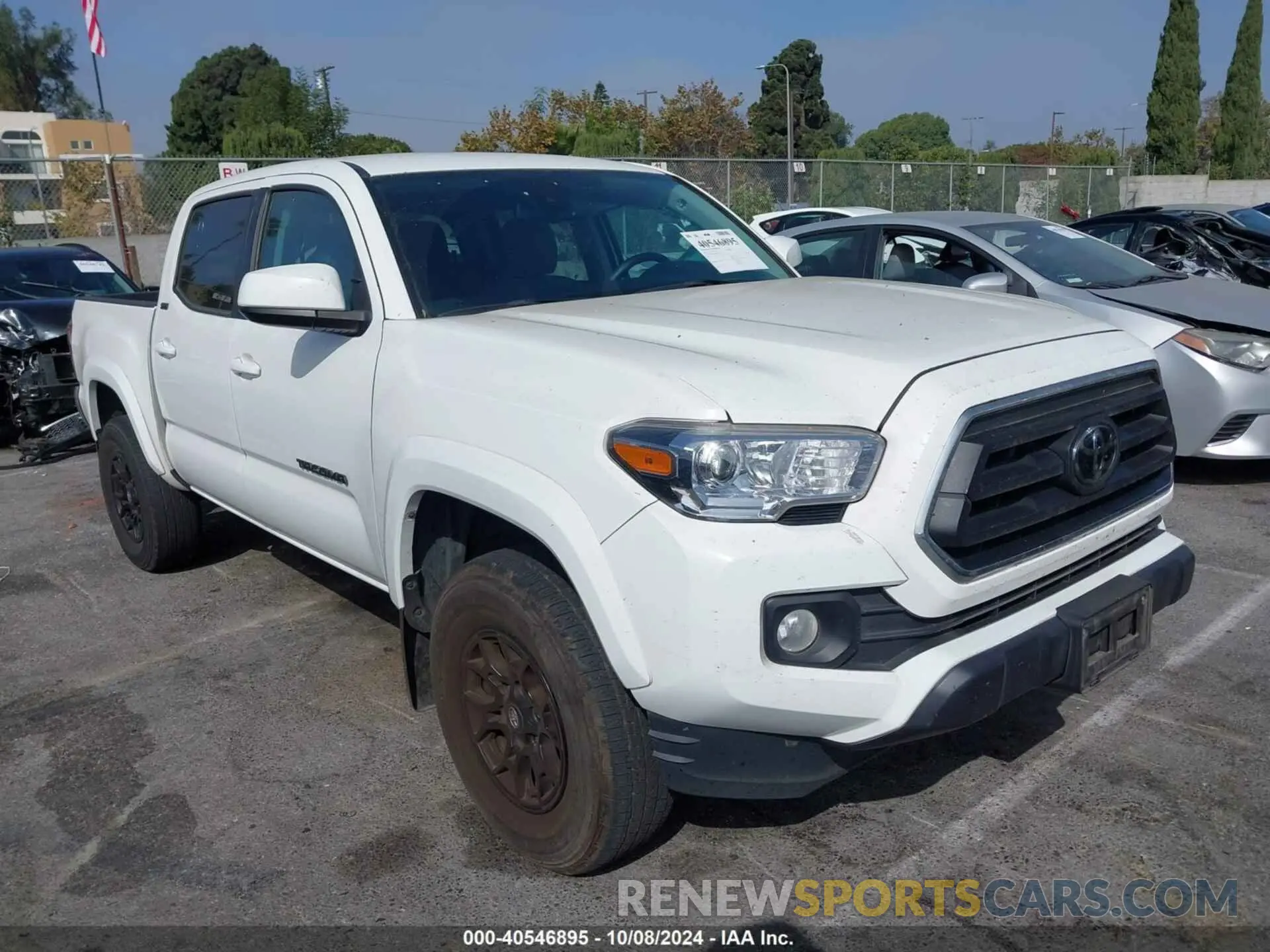 1 Photograph of a damaged car 3TMAZ5CN0NM195228 TOYOTA TACOMA 2022