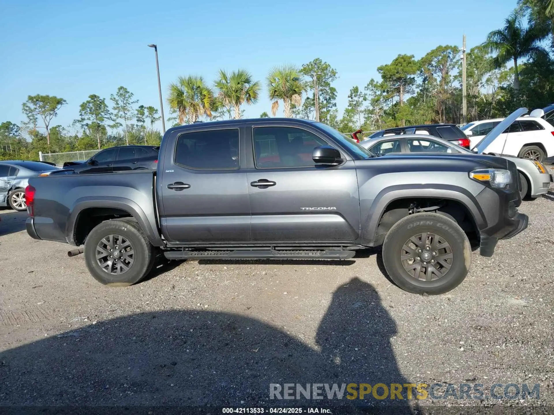 13 Photograph of a damaged car 3TMAZ5CN1NM189003 TOYOTA TACOMA 2022