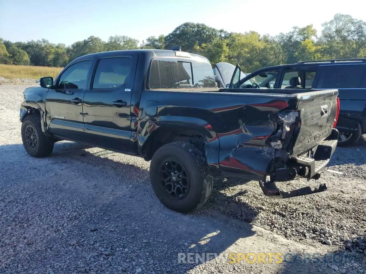 2 Photograph of a damaged car 3TMAZ5CN2NM169939 TOYOTA TACOMA 2022