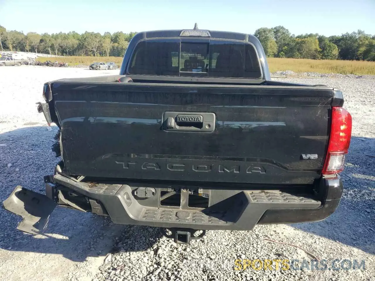 6 Photograph of a damaged car 3TMAZ5CN2NM169939 TOYOTA TACOMA 2022