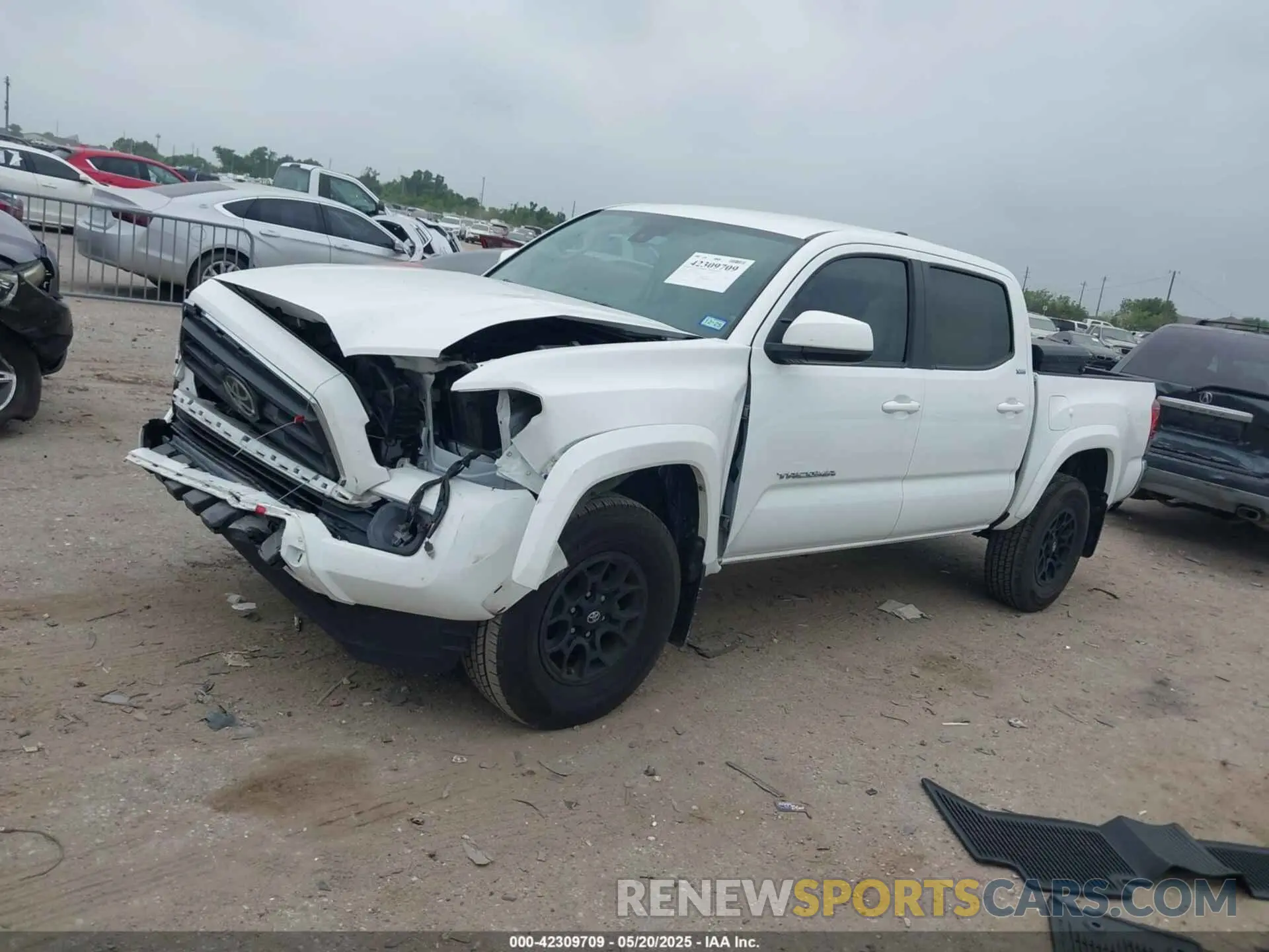 2 Photograph of a damaged car 3TMAZ5CN2NM179189 TOYOTA TACOMA 2022