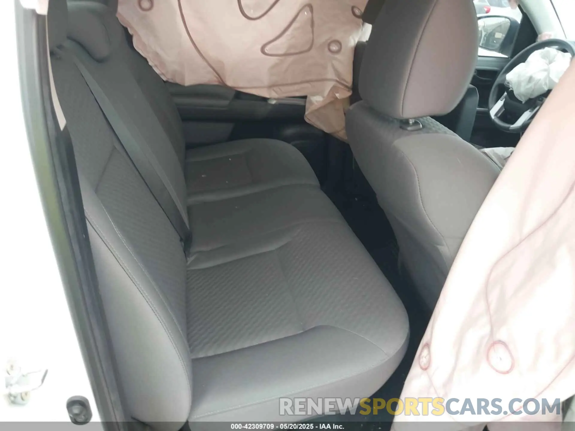 8 Photograph of a damaged car 3TMAZ5CN2NM179189 TOYOTA TACOMA 2022
