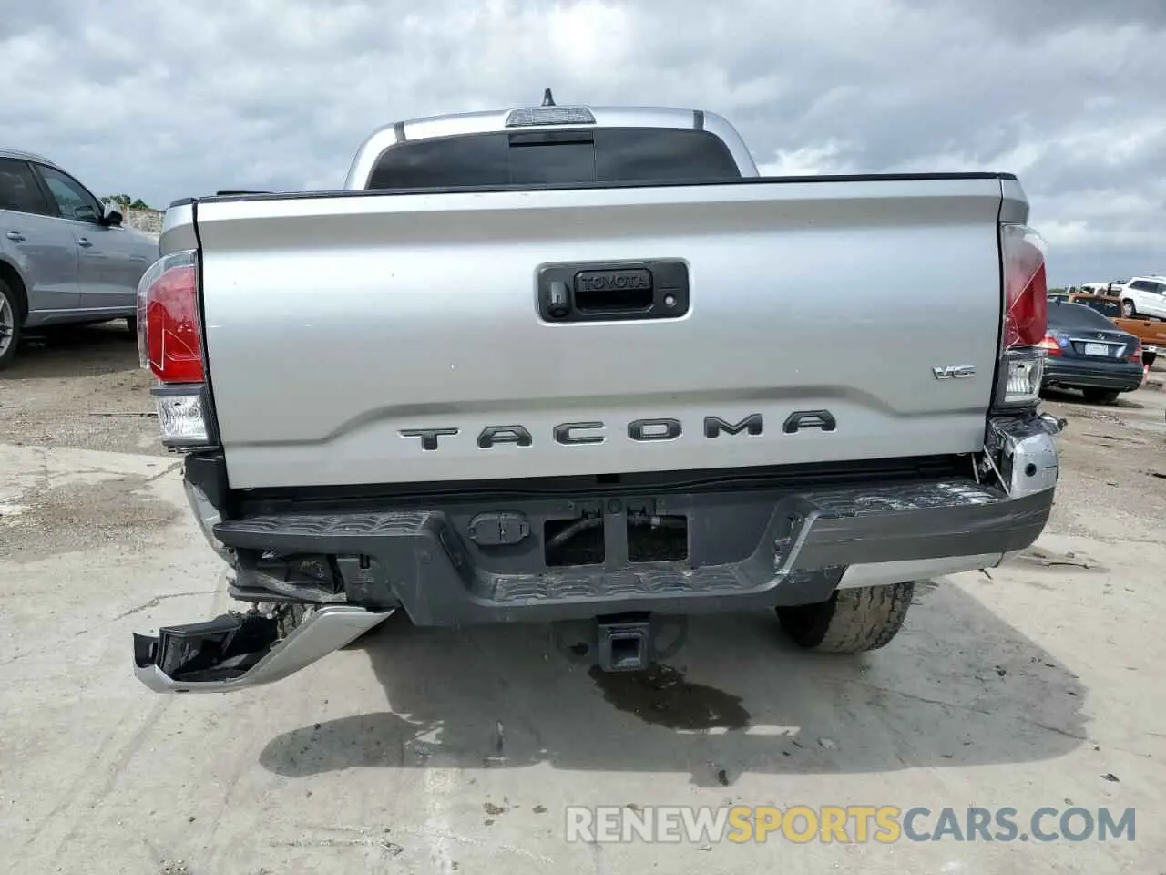 6 Photograph of a damaged car 3TMAZ5CN3NM184935 TOYOTA TACOMA 2022