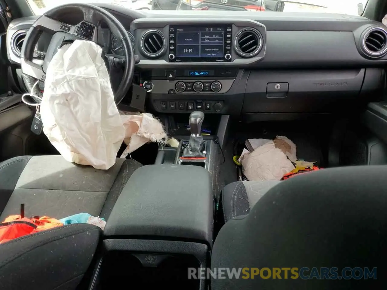 8 Photograph of a damaged car 3TMAZ5CN3NM184935 TOYOTA TACOMA 2022