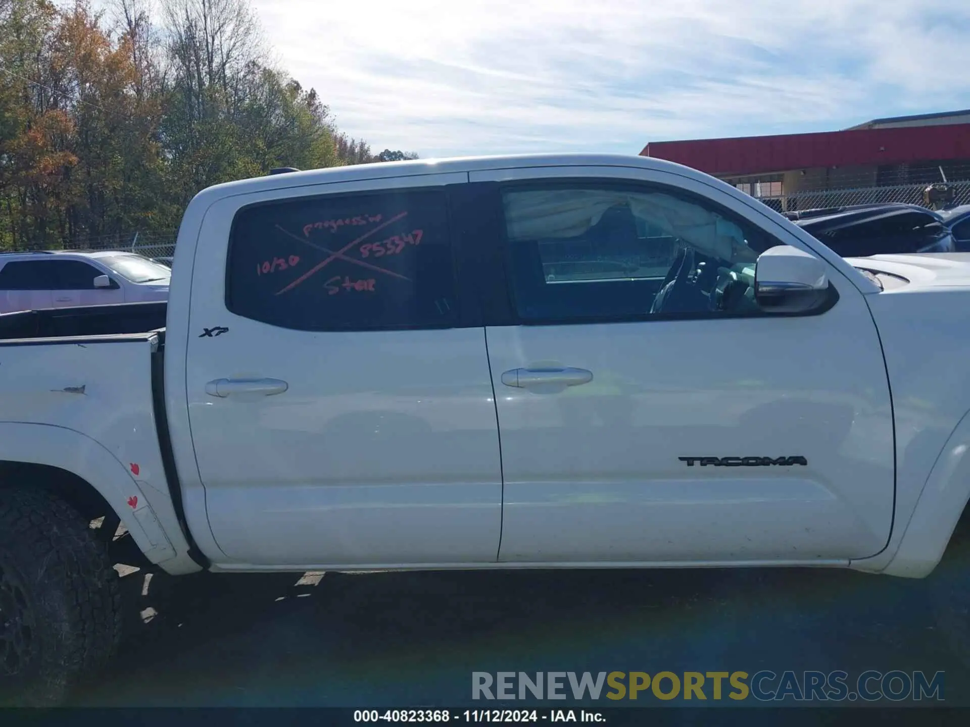 13 Photograph of a damaged car 3TMAZ5CN4NM176505 TOYOTA TACOMA 2022