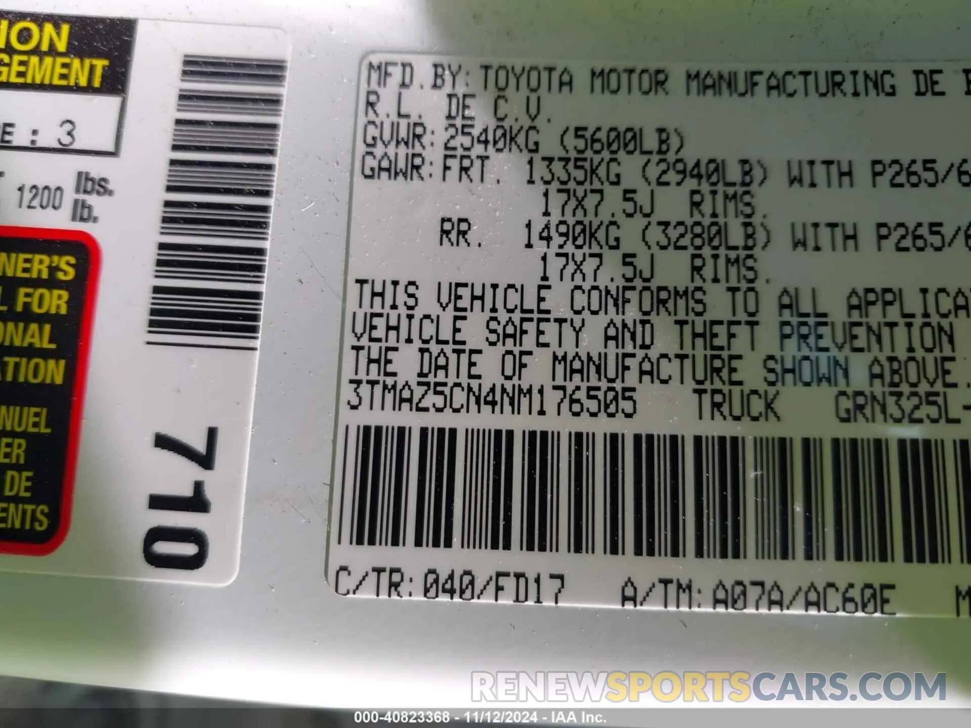 9 Photograph of a damaged car 3TMAZ5CN4NM176505 TOYOTA TACOMA 2022