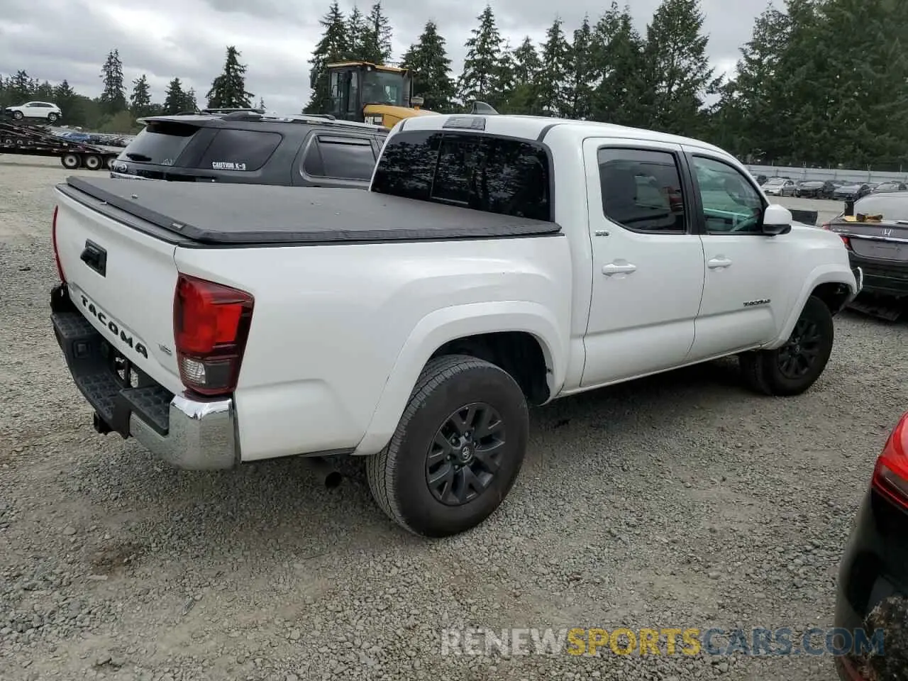3 Photograph of a damaged car 3TMAZ5CN4NM194020 TOYOTA TACOMA 2022