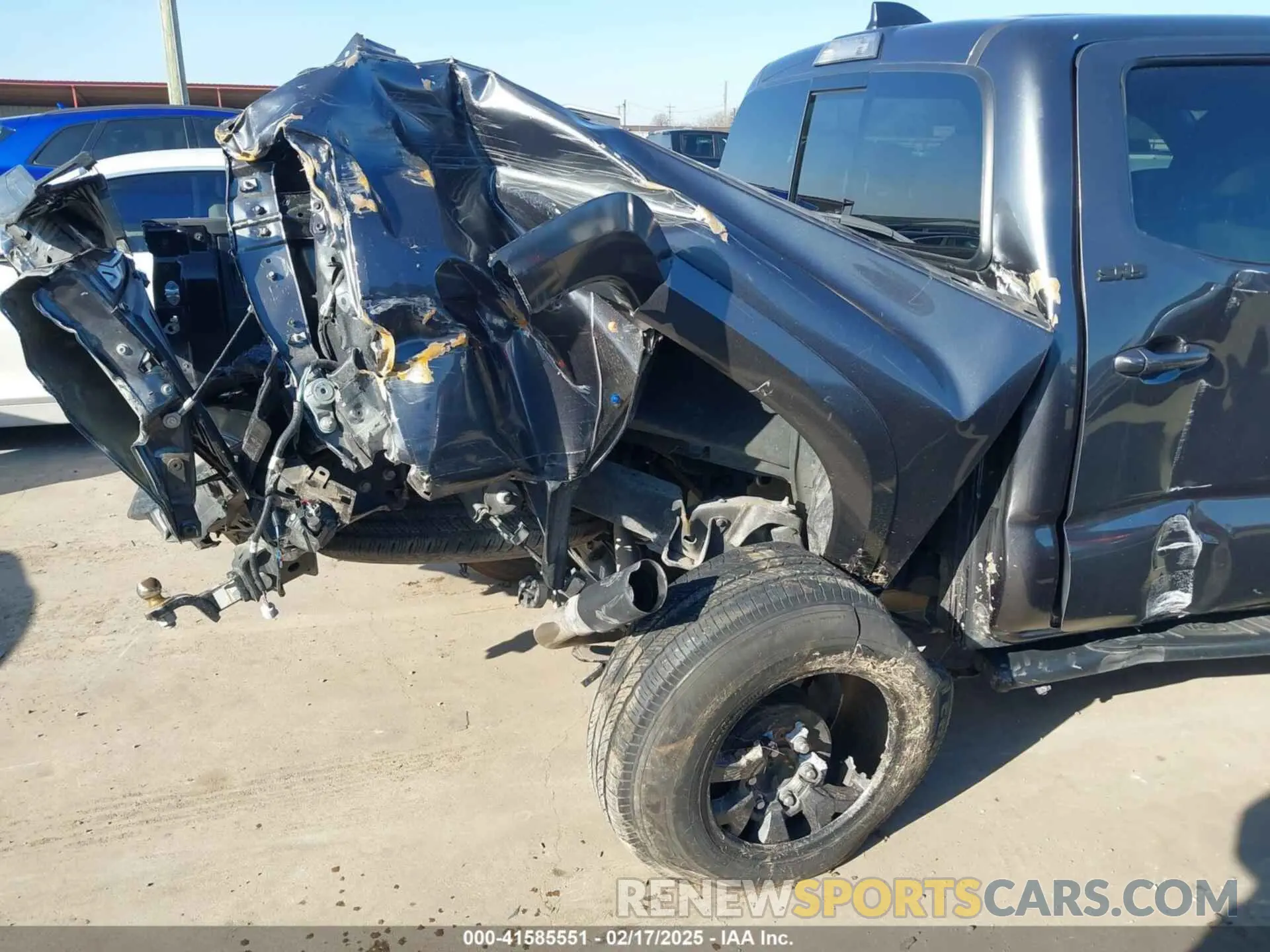 6 Photograph of a damaged car 3TMAZ5CN5NM176660 TOYOTA TACOMA 2022