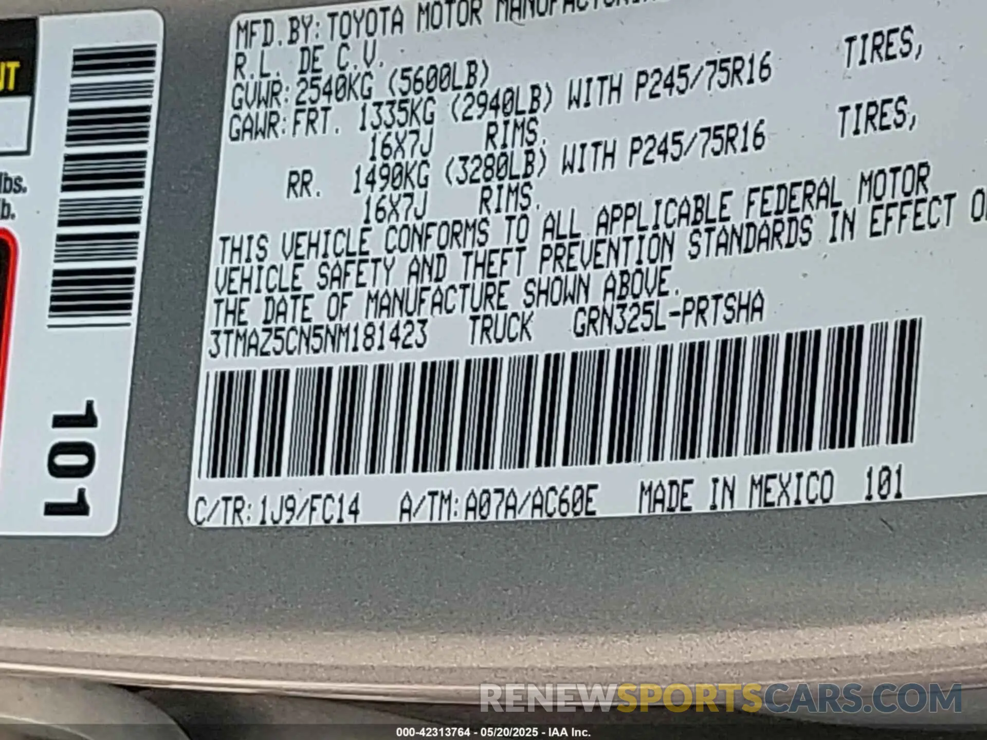 9 Photograph of a damaged car 3TMAZ5CN5NM181423 TOYOTA TACOMA 2022