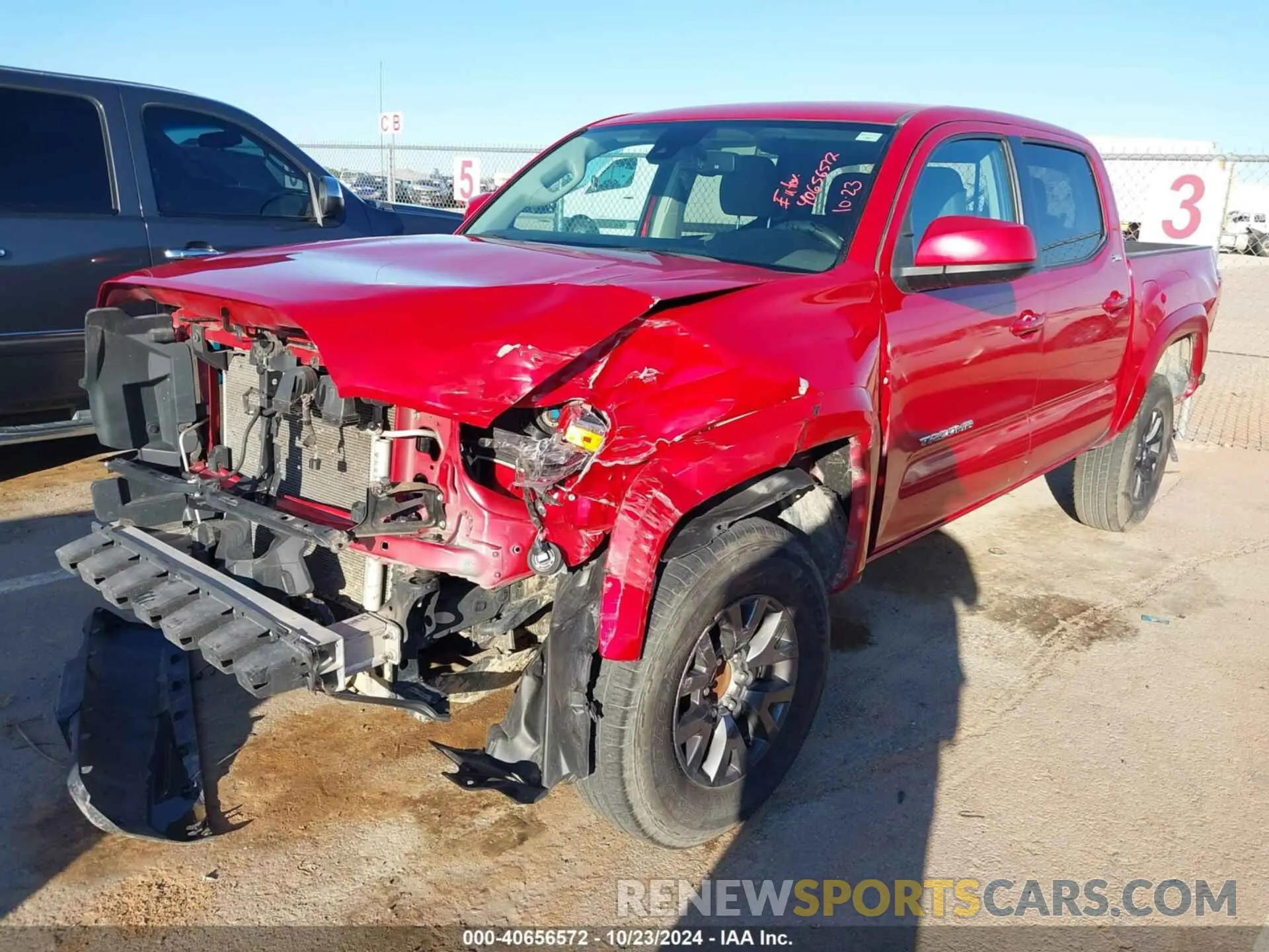 2 Photograph of a damaged car 3TMAZ5CN5NM195676 TOYOTA TACOMA 2022