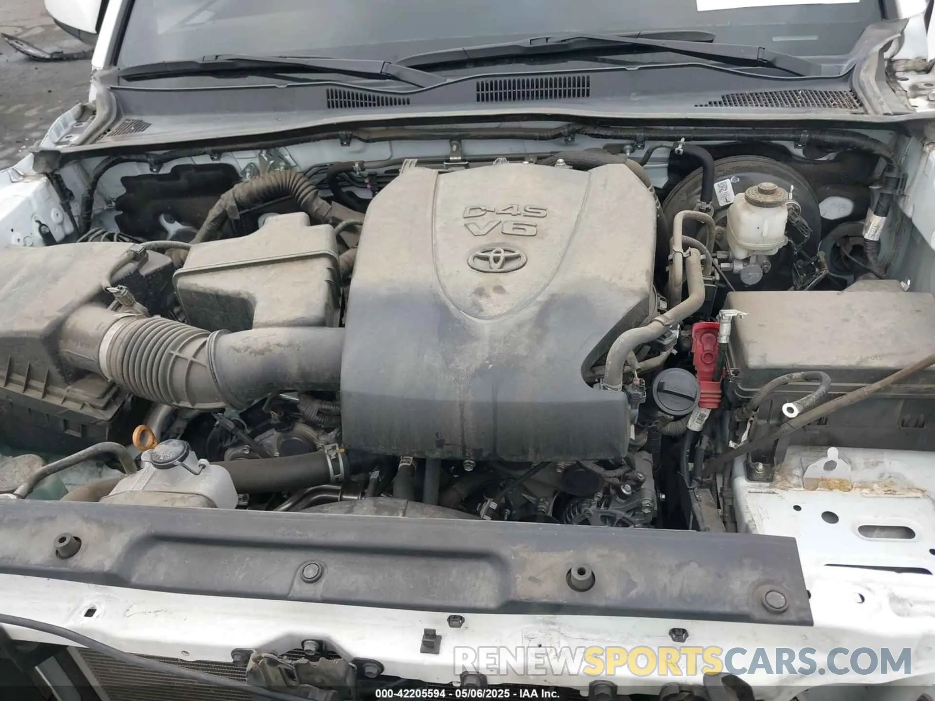 10 Photograph of a damaged car 3TMAZ5CN6NM172990 TOYOTA TACOMA 2022