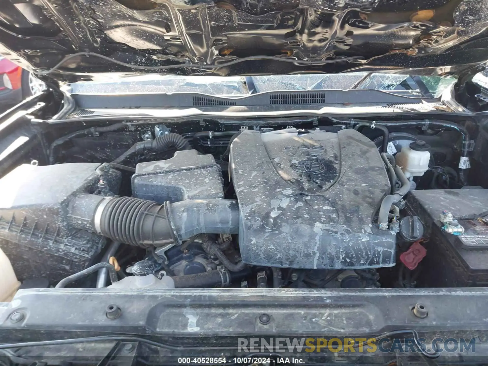 10 Photograph of a damaged car 3TMAZ5CN6NM184315 TOYOTA TACOMA 2022