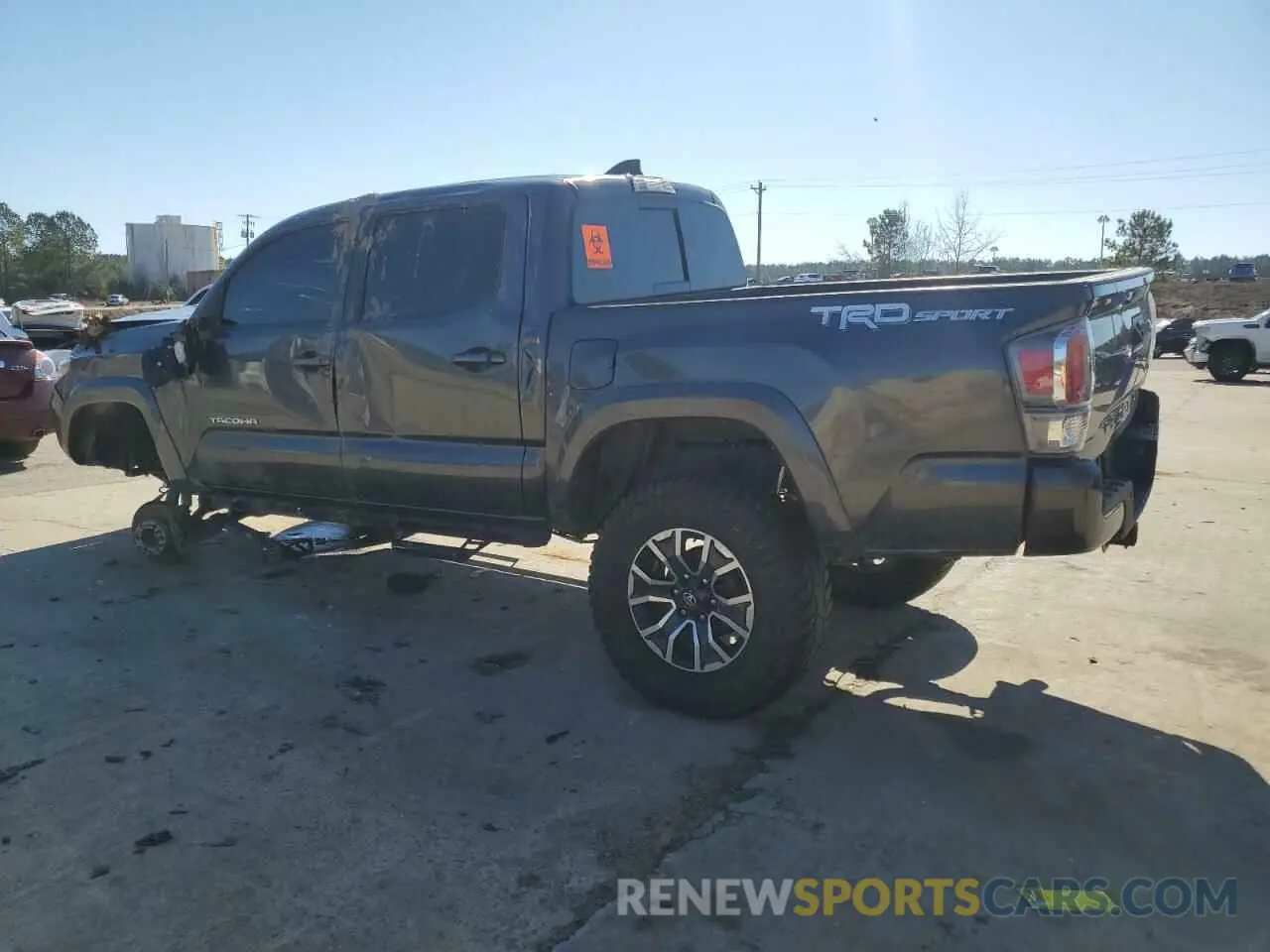 2 Photograph of a damaged car 3TMAZ5CN6NM190731 TOYOTA TACOMA 2022