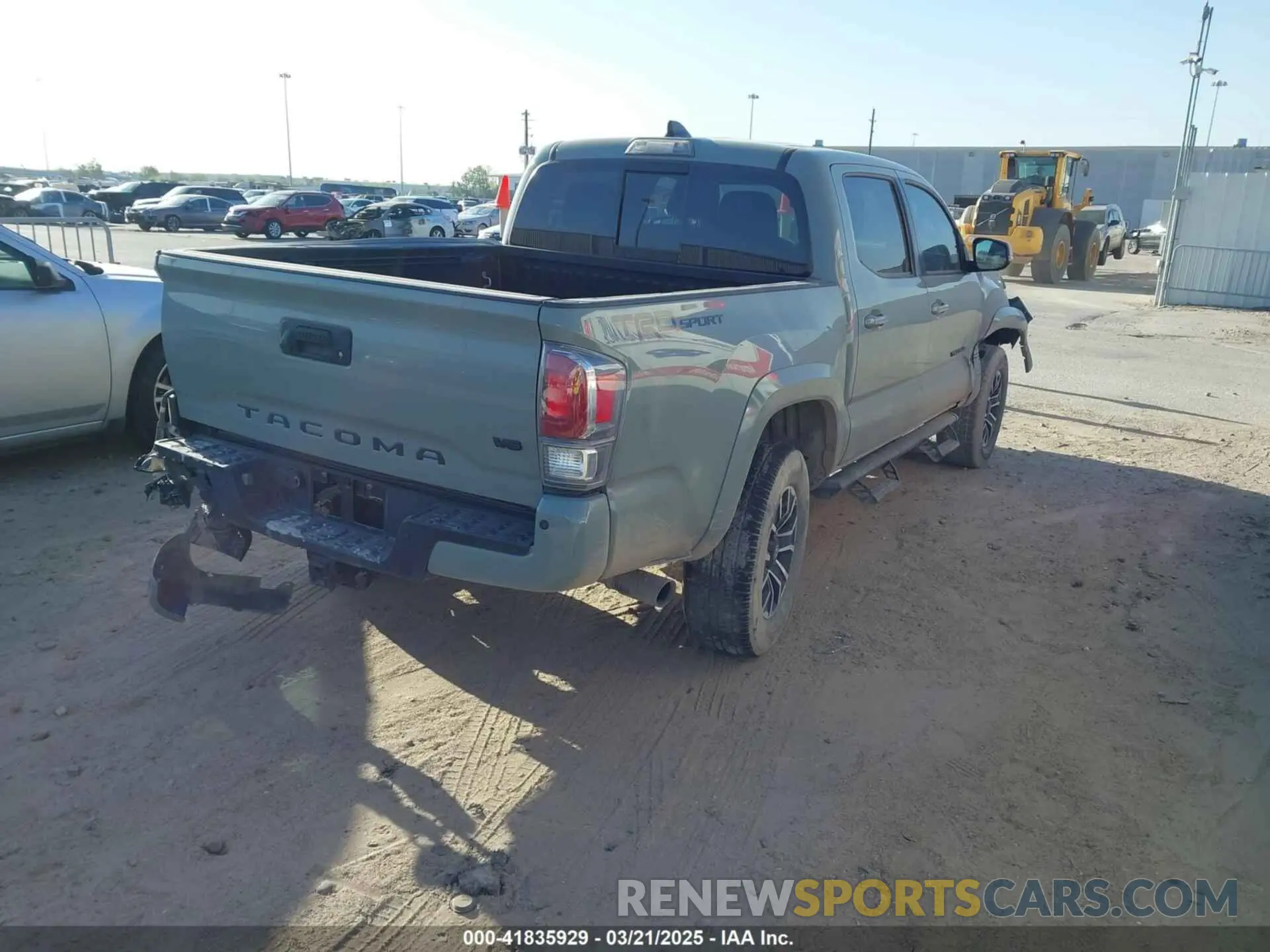 4 Photograph of a damaged car 3TMAZ5CN7NM165479 TOYOTA TACOMA 2022