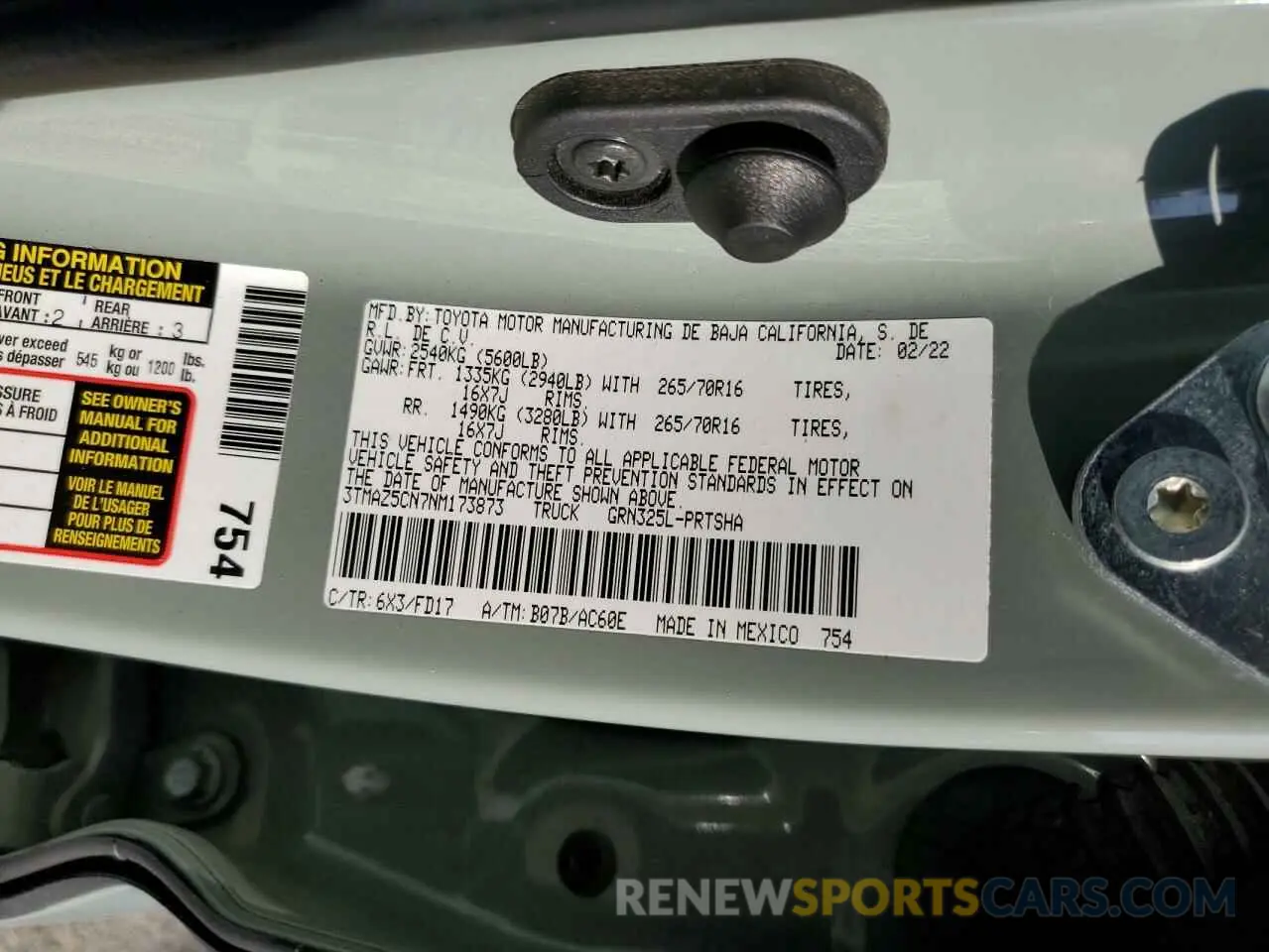 12 Photograph of a damaged car 3TMAZ5CN7NM173873 TOYOTA TACOMA 2022