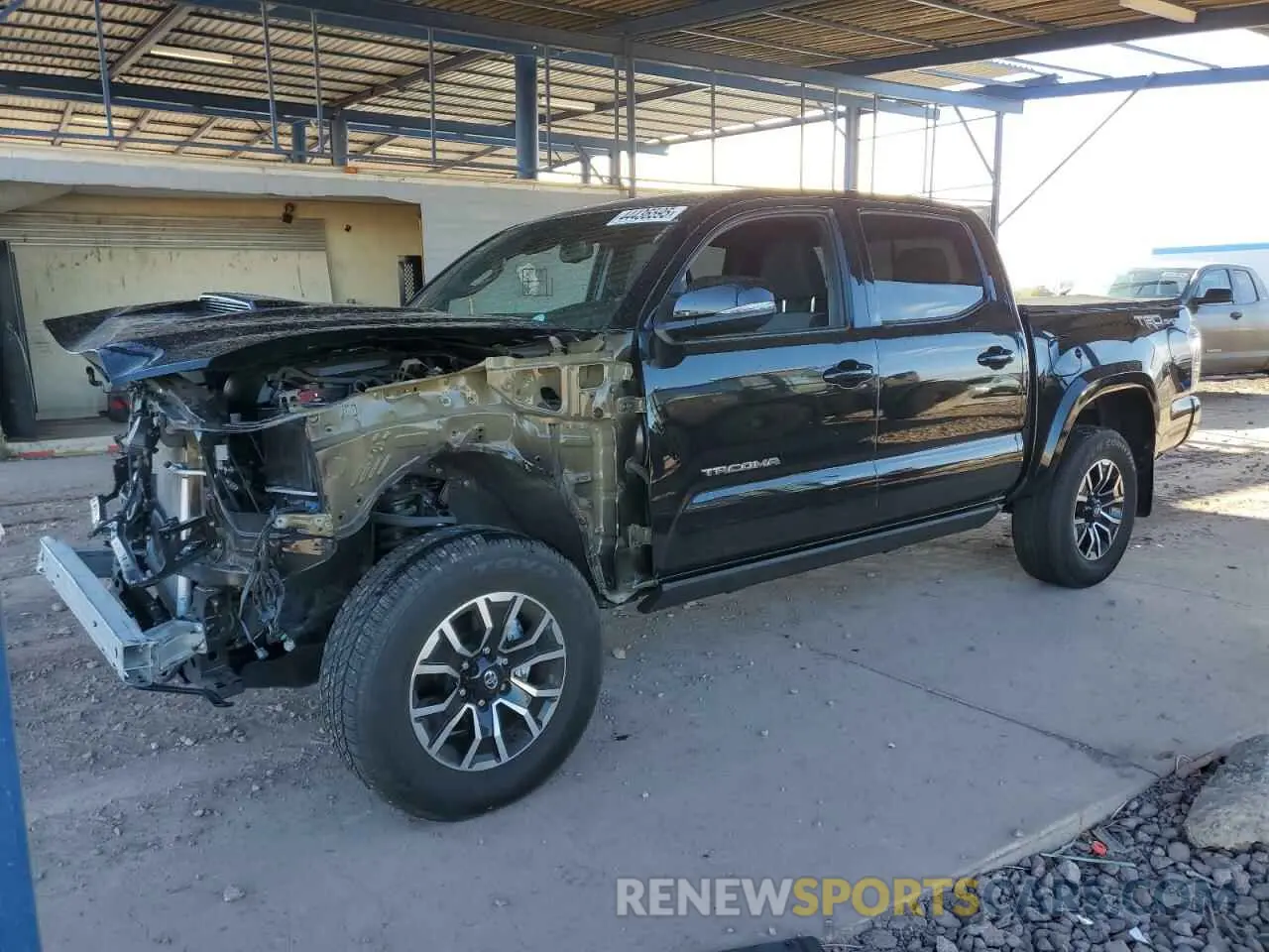 1 Photograph of a damaged car 3TMAZ5CN8NM166236 TOYOTA TACOMA 2022
