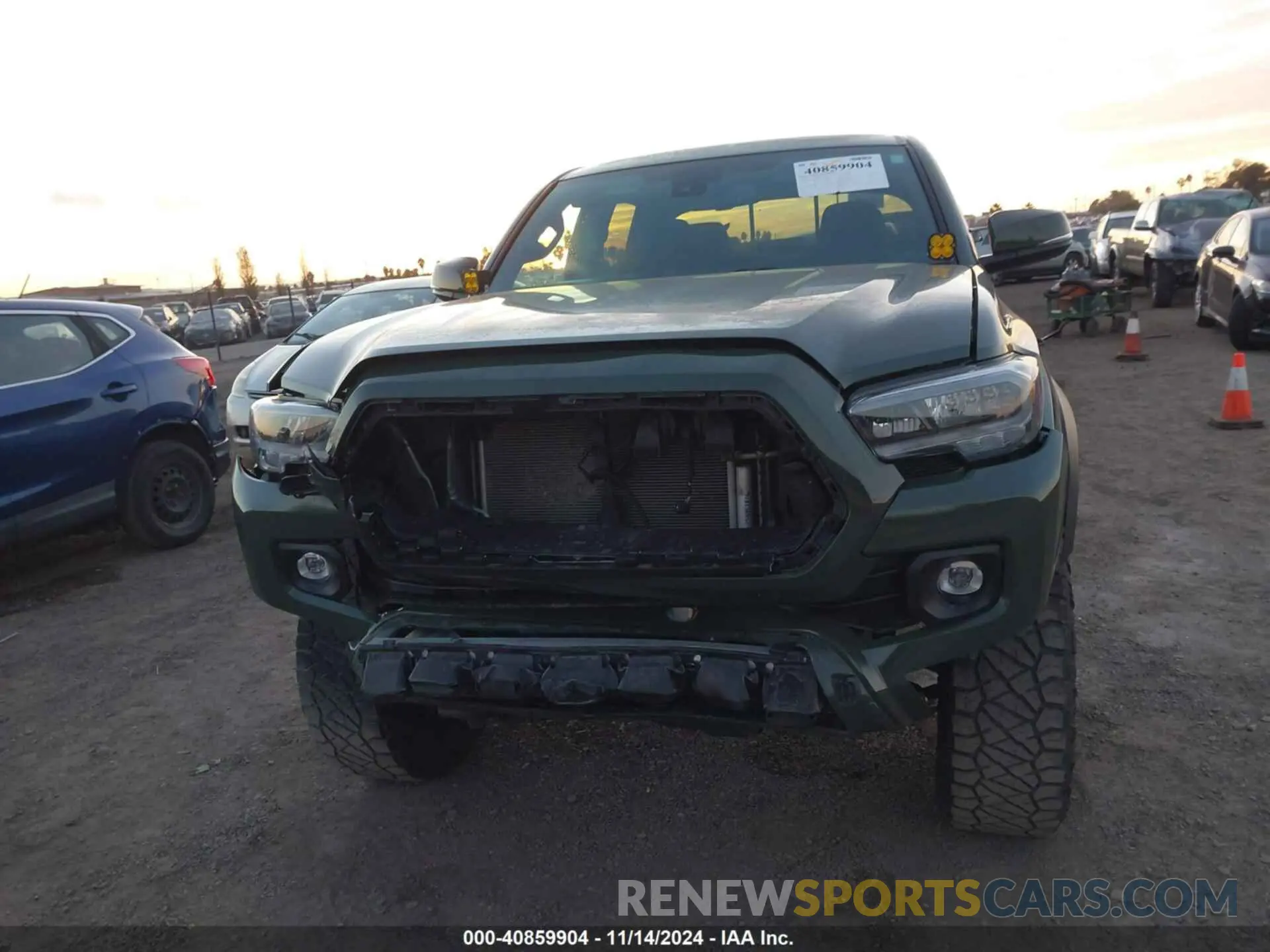 13 Фотография поврежденного автомобиля 3TMAZ5CN8NM181142 TOYOTA TACOMA 2022