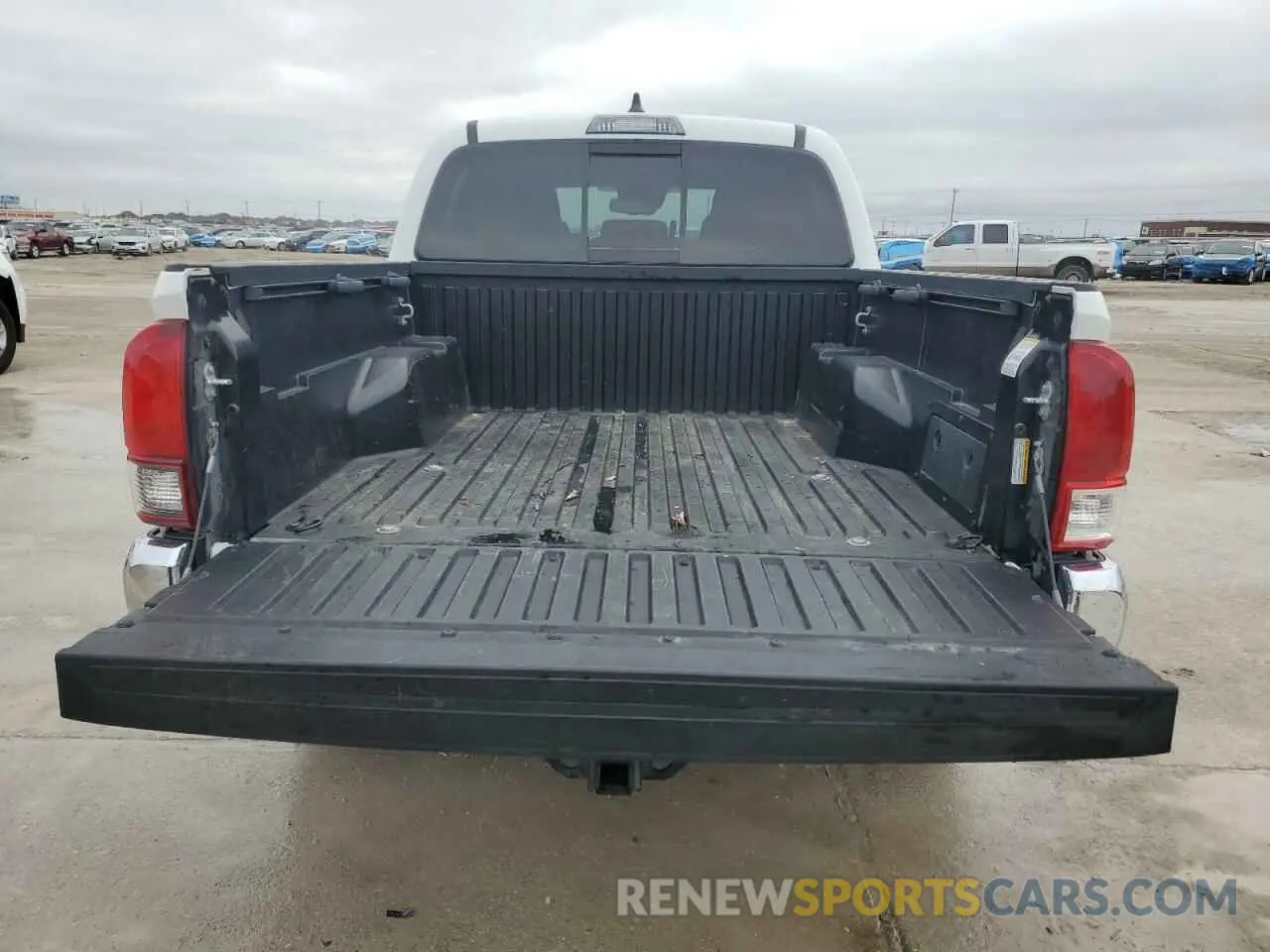 6 Фотография поврежденного автомобиля 3TMAZ5CN8NM195882 TOYOTA TACOMA 2022