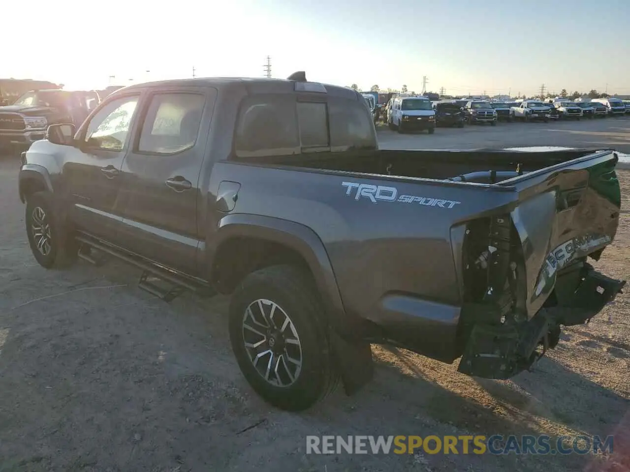 2 Фотография поврежденного автомобиля 3TMAZ5CN9NM166245 TOYOTA TACOMA 2022