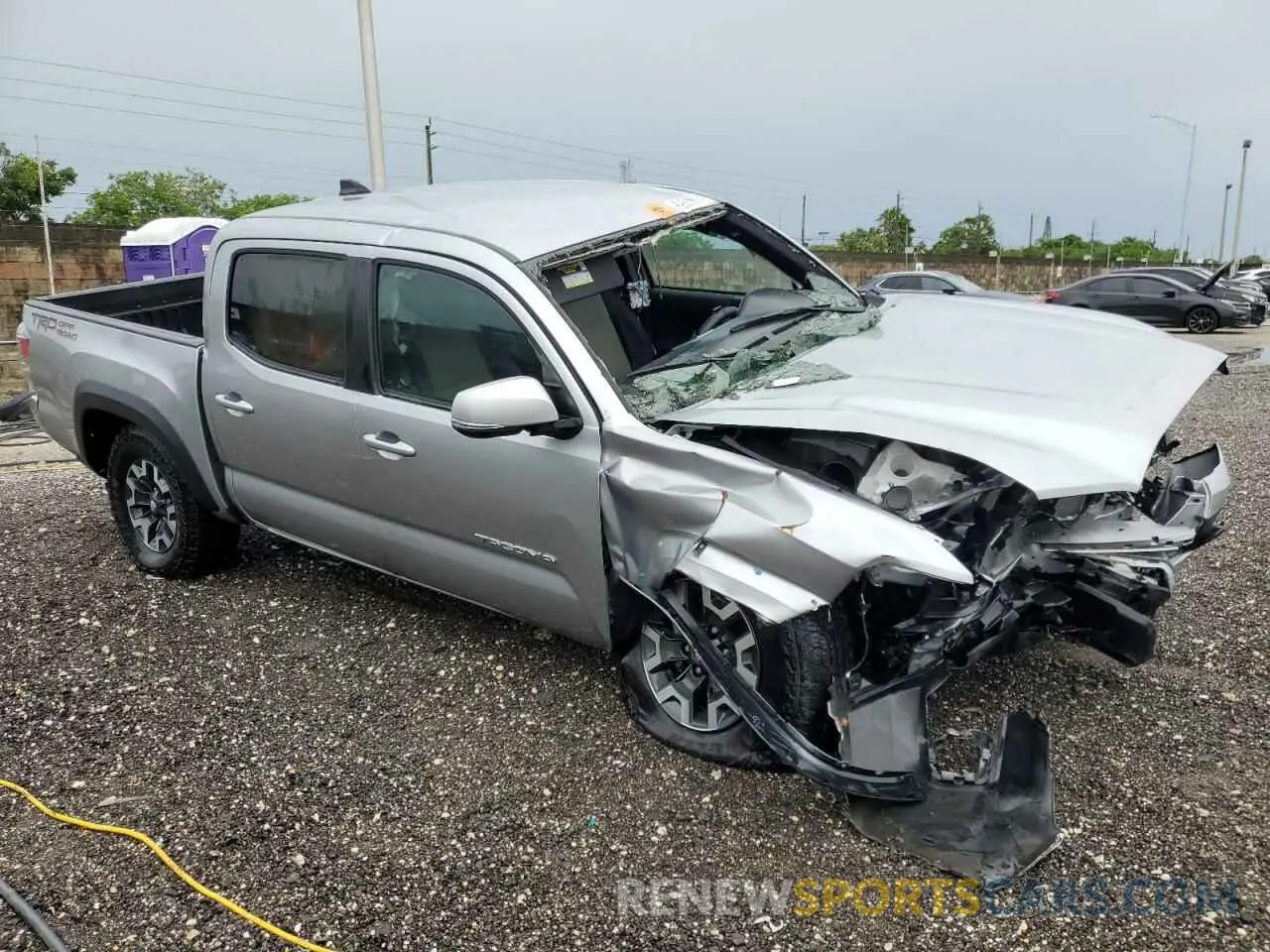 4 Photograph of a damaged car 3TMAZ5CN9NM168917 TOYOTA TACOMA 2022