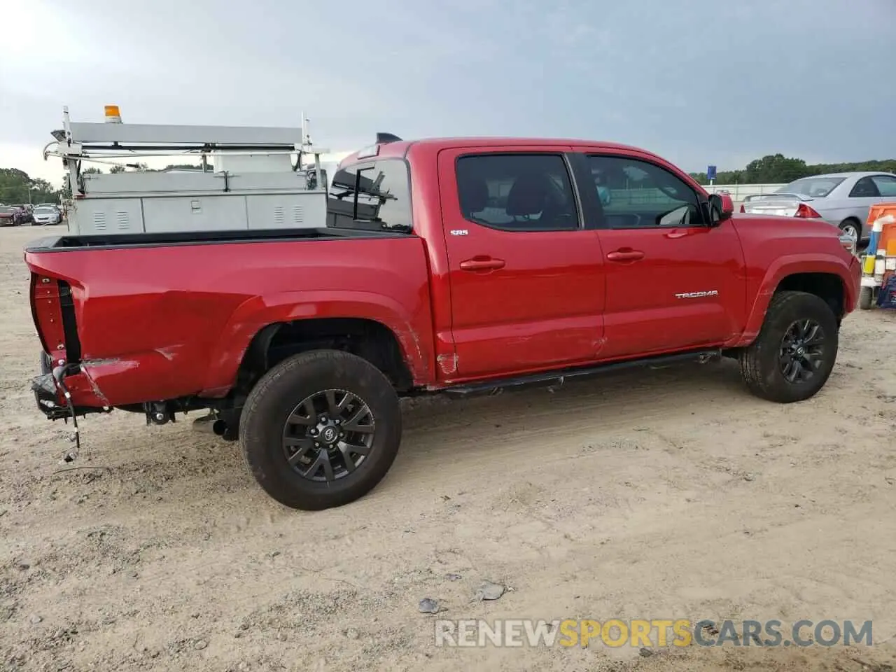 9 Photograph of a damaged car 3TMAZ5CN9NM170344 TOYOTA TACOMA 2022