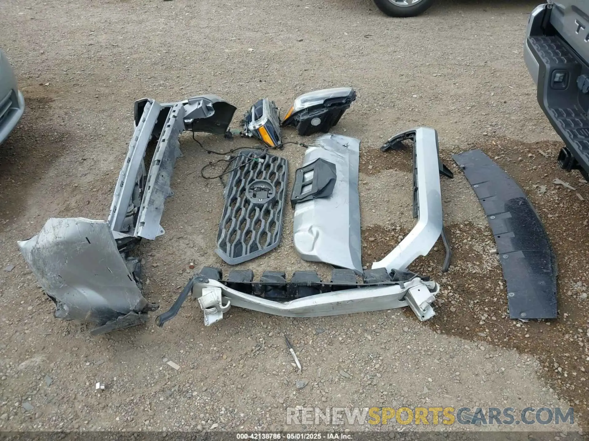 12 Фотография поврежденного автомобиля 3TMAZ5CN9NM175995 TOYOTA TACOMA 2022