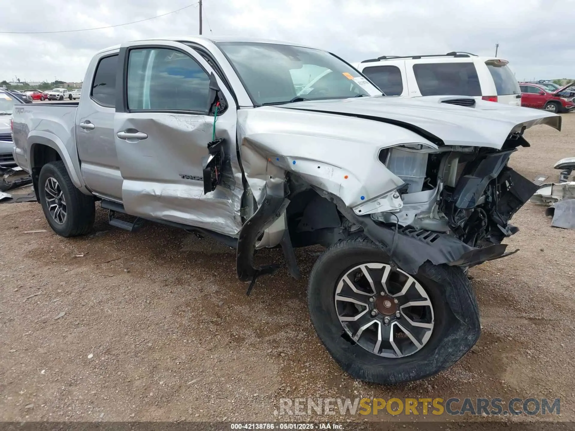 18 Фотография поврежденного автомобиля 3TMAZ5CN9NM175995 TOYOTA TACOMA 2022