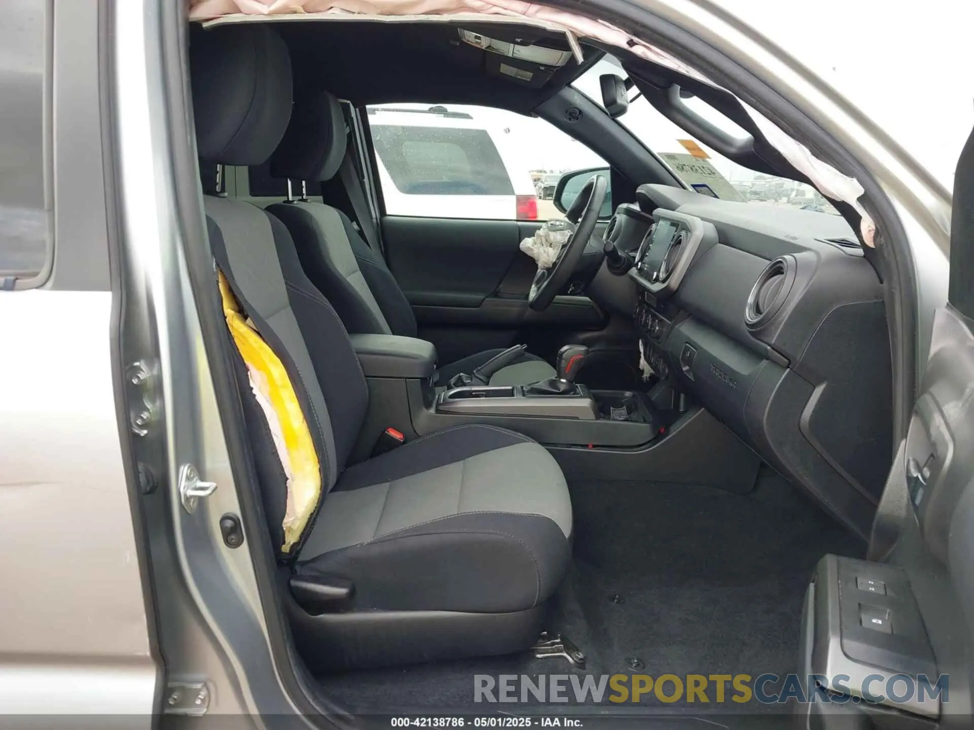 5 Фотография поврежденного автомобиля 3TMAZ5CN9NM175995 TOYOTA TACOMA 2022