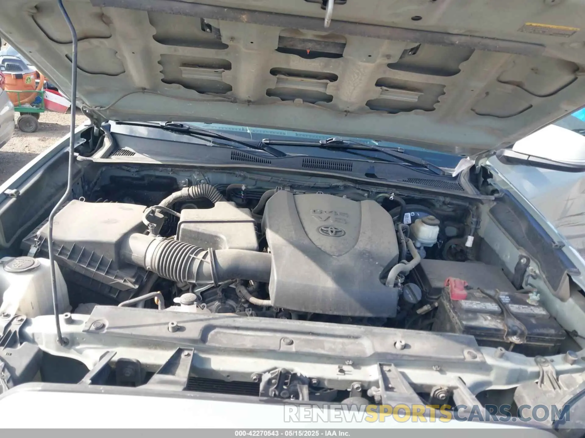 10 Photograph of a damaged car 3TMBZ5DN3NM034388 TOYOTA TACOMA 2022