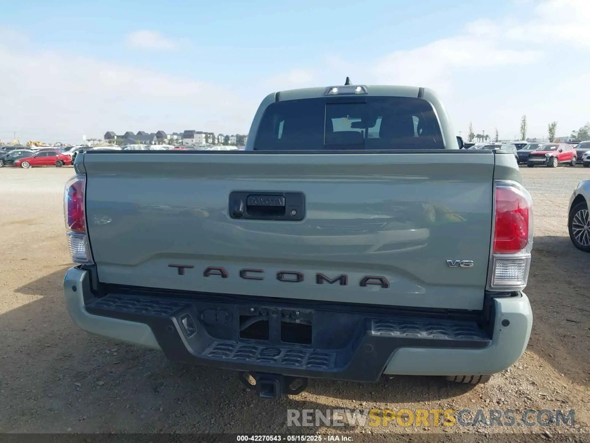 16 Photograph of a damaged car 3TMBZ5DN3NM034388 TOYOTA TACOMA 2022