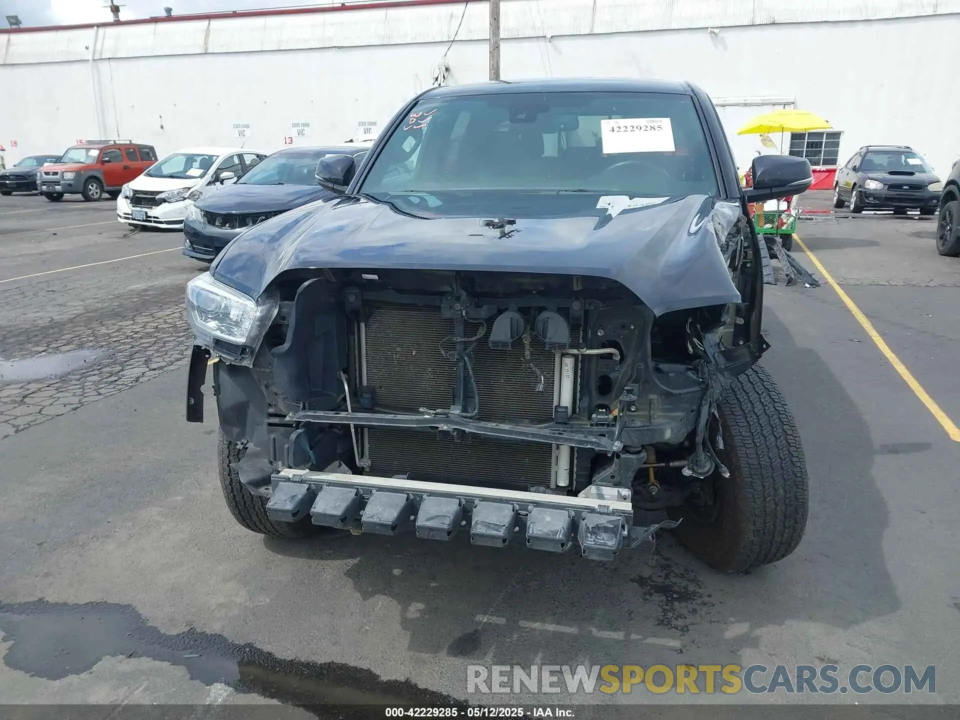 6 Photograph of a damaged car 3TMCZ5AN0NM476635 TOYOTA TACOMA 2022