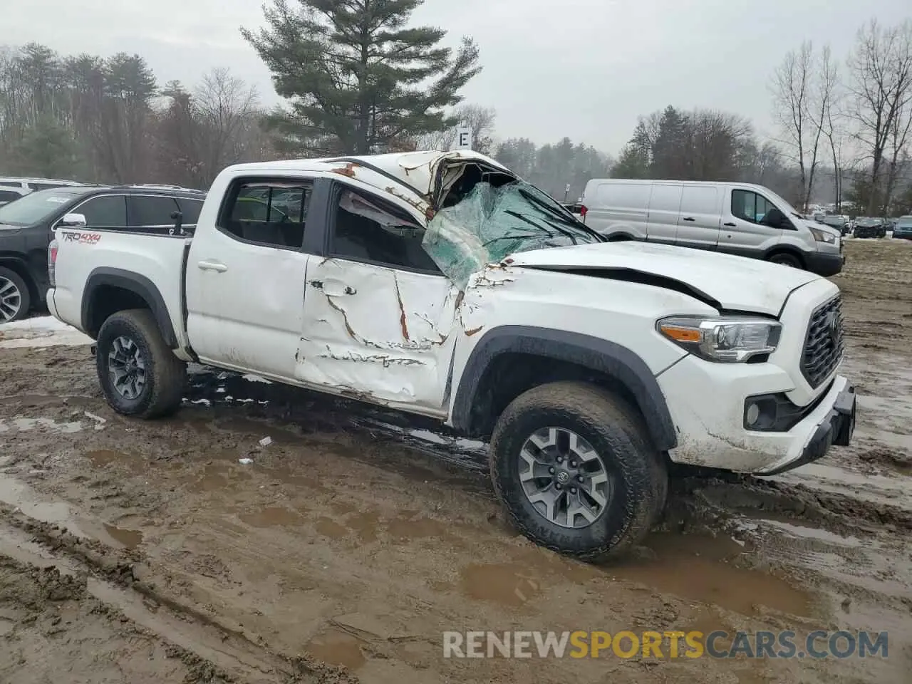 4 Photograph of a damaged car 3TMCZ5AN0NM500139 TOYOTA TACOMA 2022