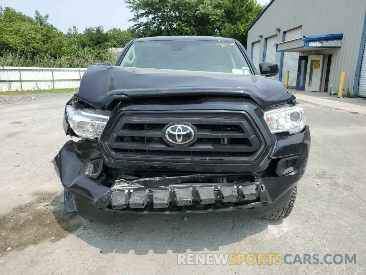 5 Photograph of a damaged car 3TMCZ5AN1NM475672 TOYOTA TACOMA 2022