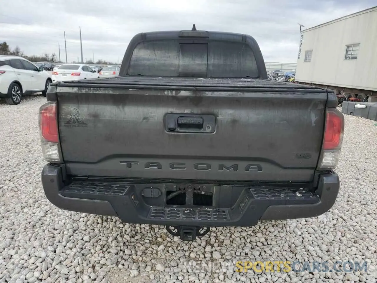 6 Photograph of a damaged car 3TMCZ5AN1NM507651 TOYOTA TACOMA 2022