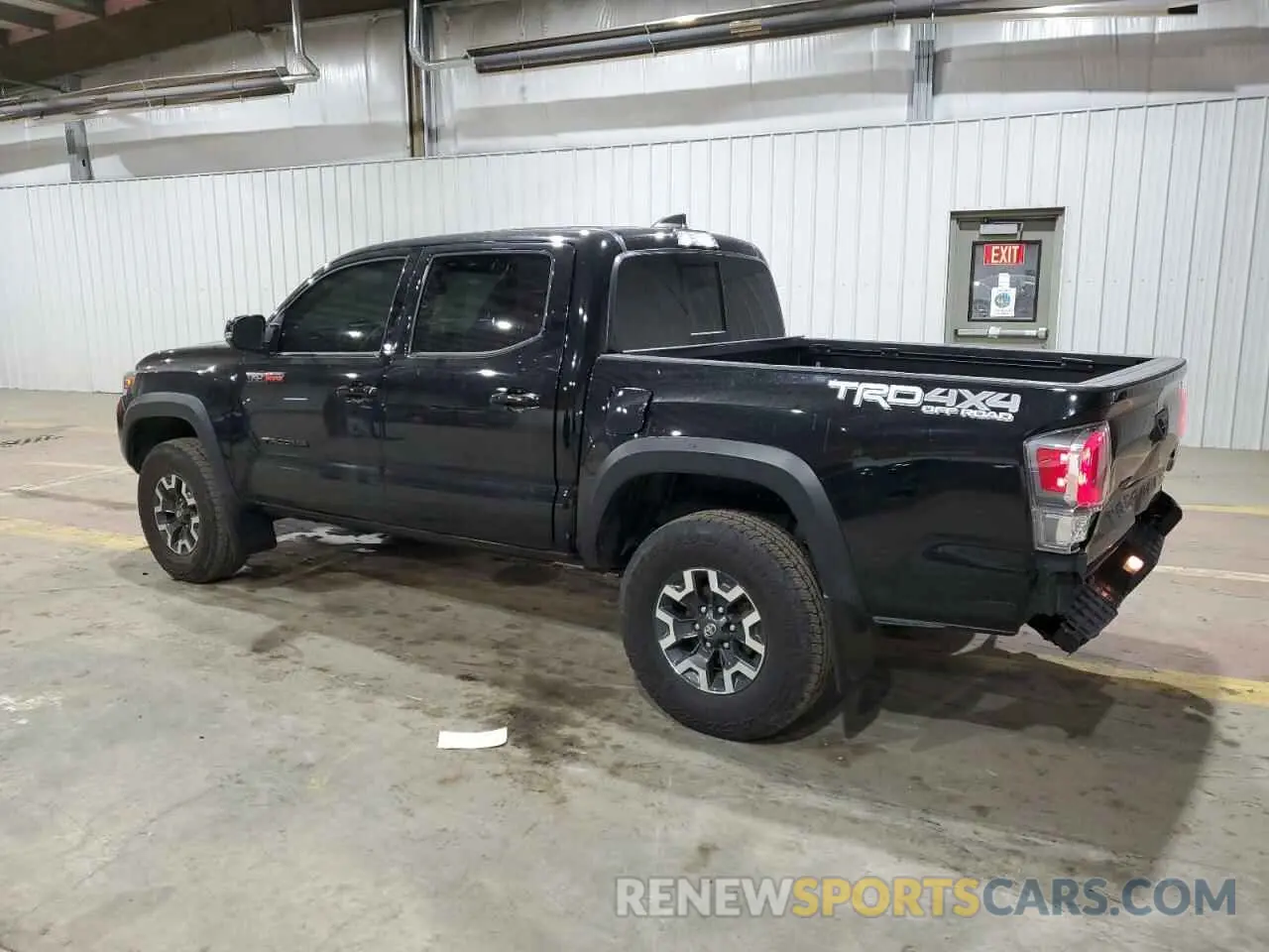 2 Photograph of a damaged car 3TMCZ5AN1NM516348 TOYOTA TACOMA 2022