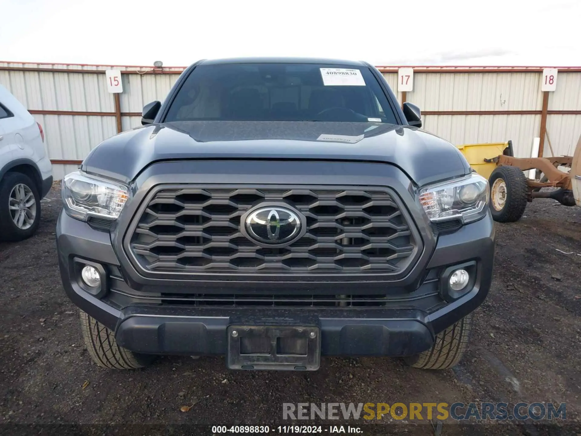 12 Photograph of a damaged car 3TMCZ5AN2NM482615 TOYOTA TACOMA 2022
