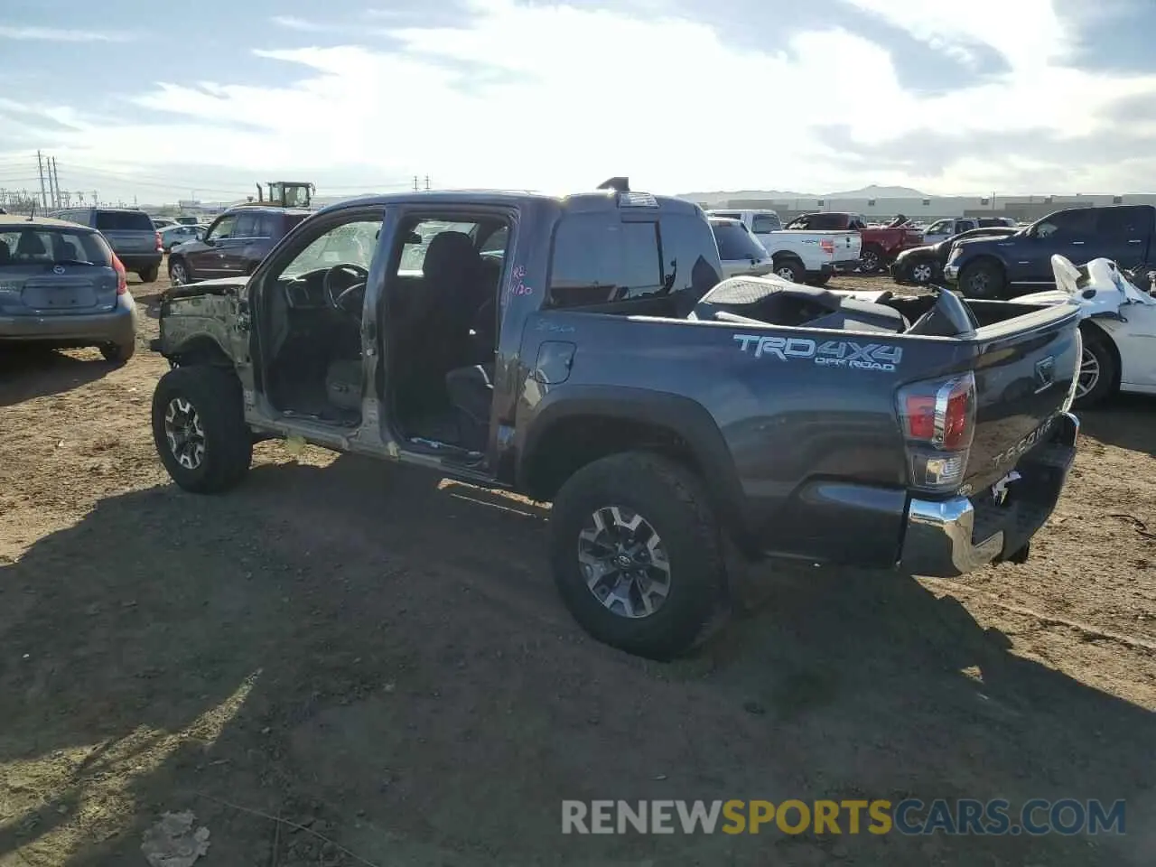 2 Фотография поврежденного автомобиля 3TMCZ5AN2NM523387 TOYOTA TACOMA 2022