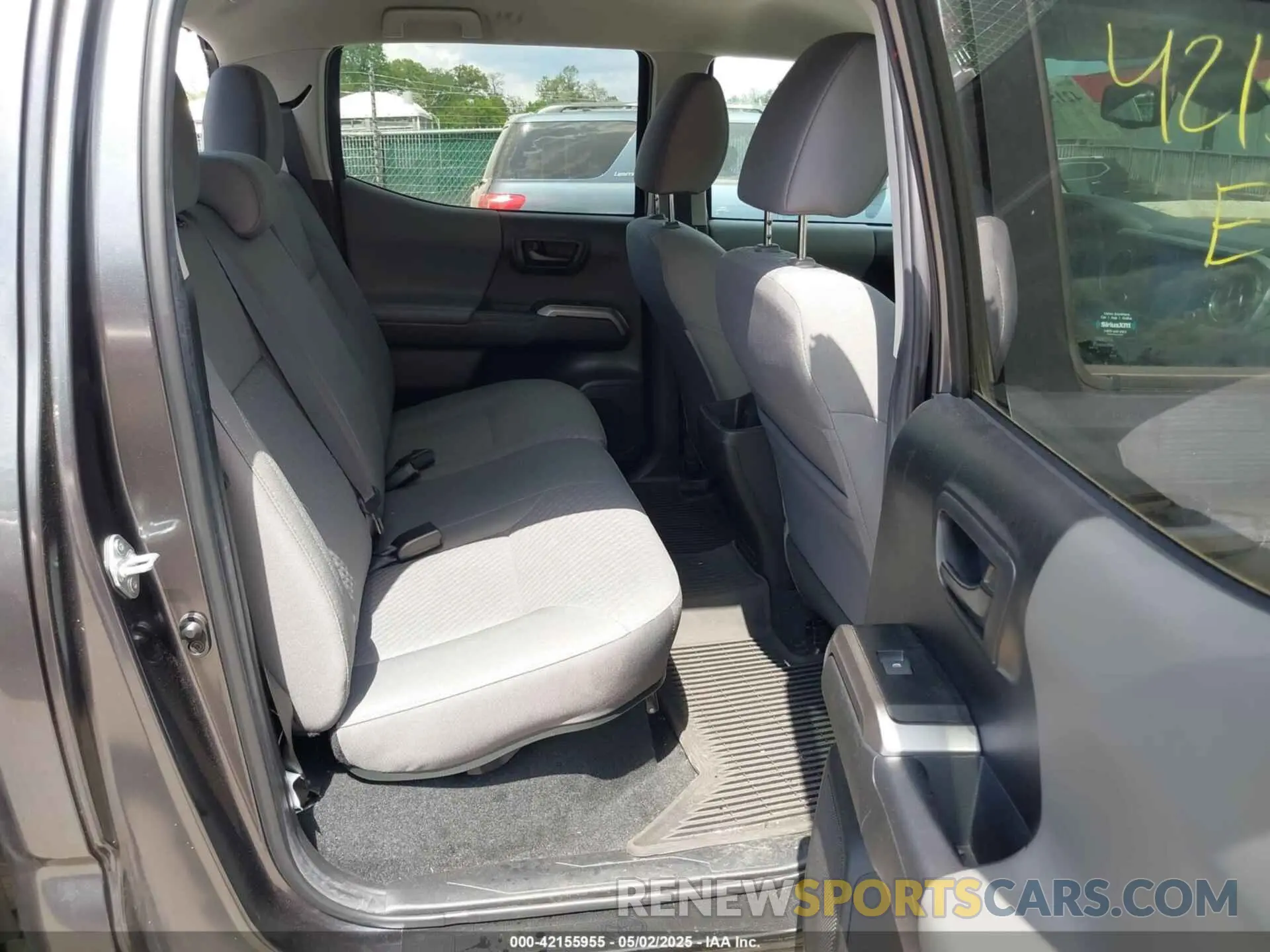 8 Фотография поврежденного автомобиля 3TMCZ5AN2NM525706 TOYOTA TACOMA 2022