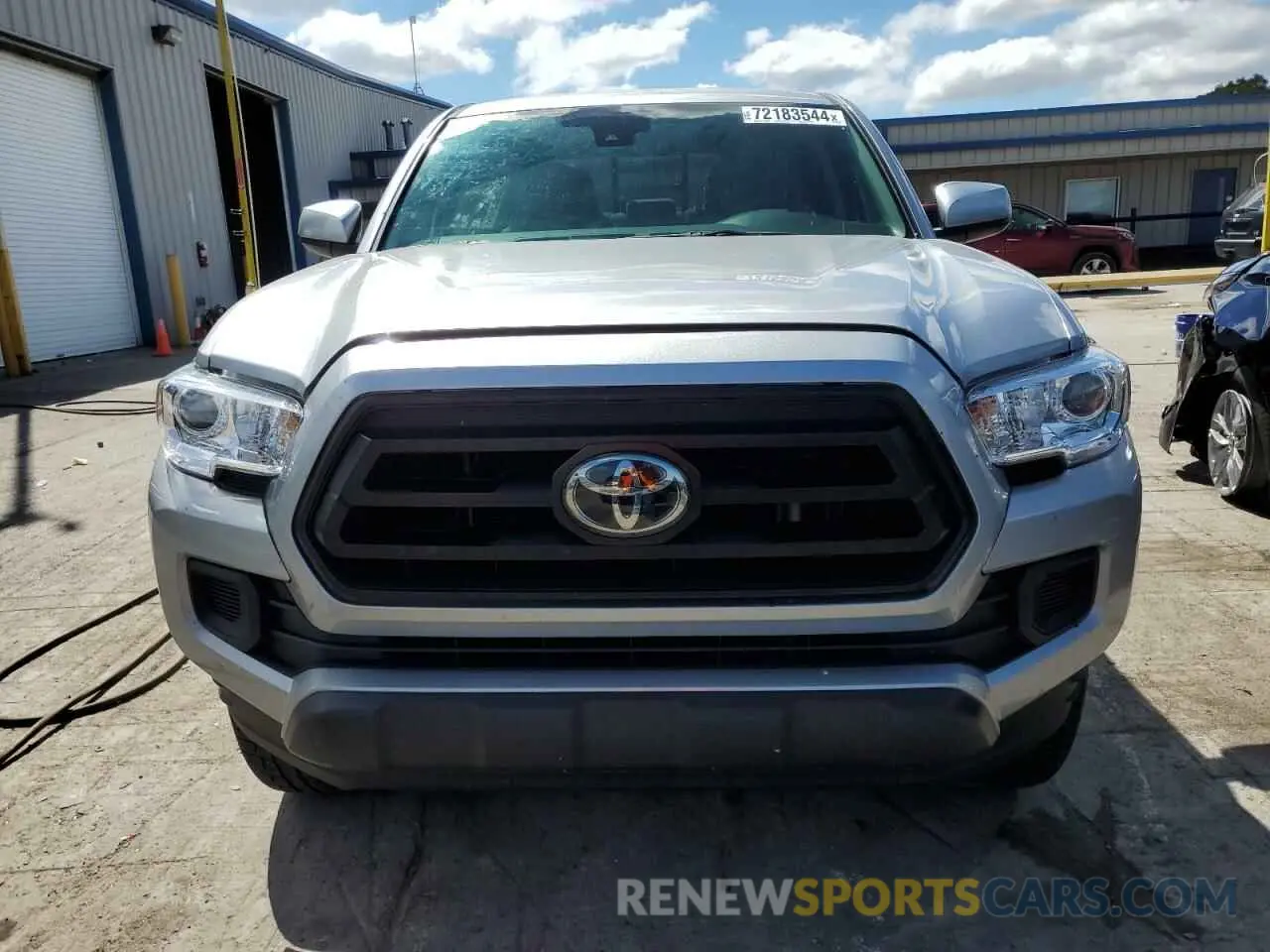 5 Photograph of a damaged car 3TMCZ5AN3NM463751 TOYOTA TACOMA 2022