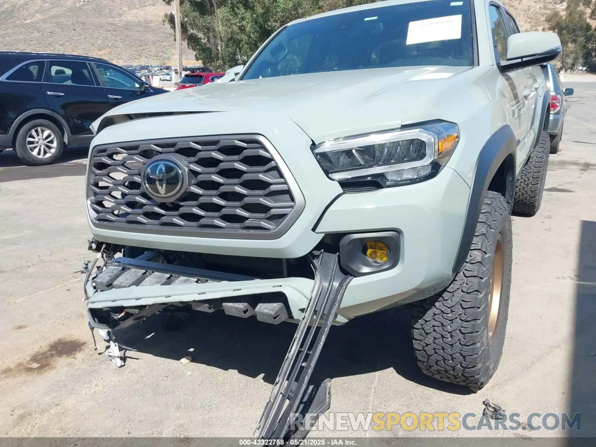 6 Фотография поврежденного автомобиля 3TMCZ5AN3NM464642 TOYOTA TACOMA 2022