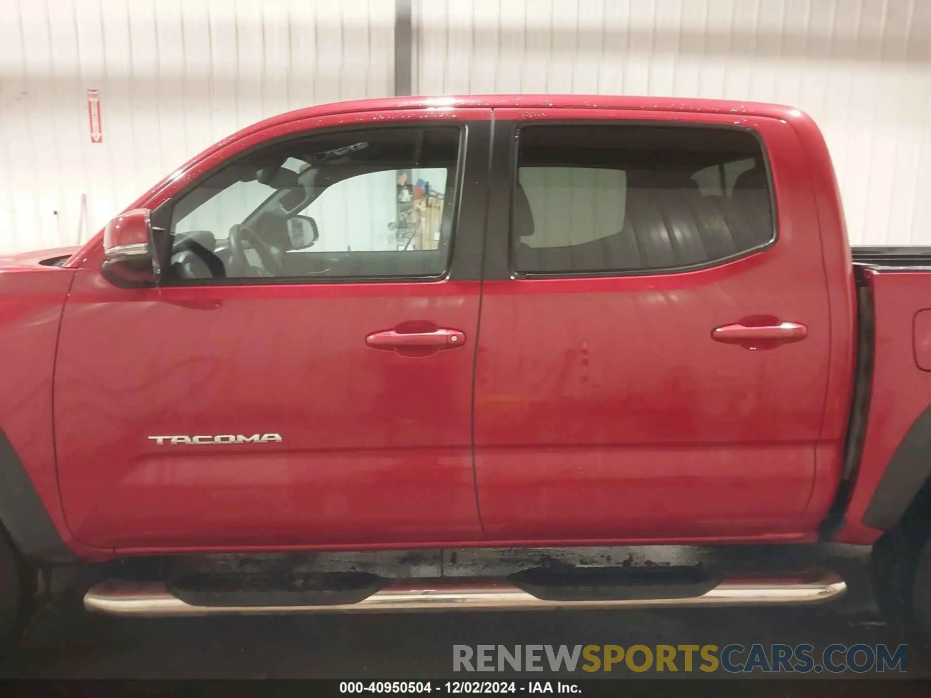 14 Photograph of a damaged car 3TMCZ5AN3NM497463 TOYOTA TACOMA 2022