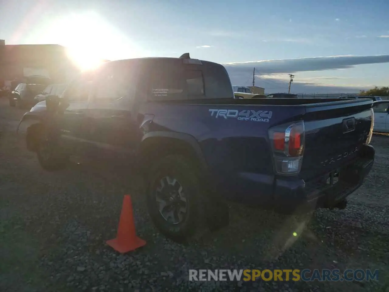 2 Photograph of a damaged car 3TMCZ5AN4NM453794 TOYOTA TACOMA 2022