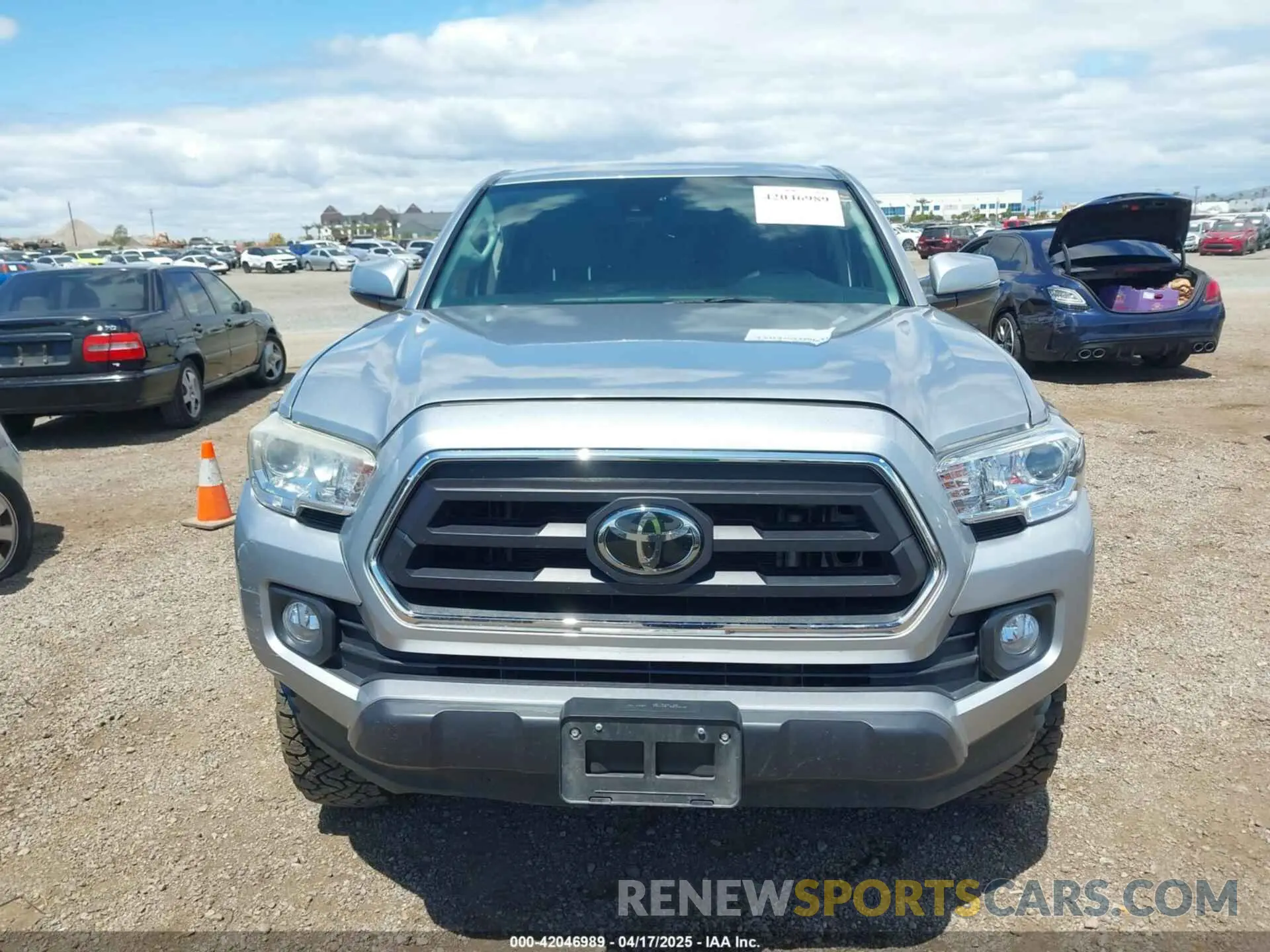 12 Фотография поврежденного автомобиля 3TMCZ5AN4NM465945 TOYOTA TACOMA 2022