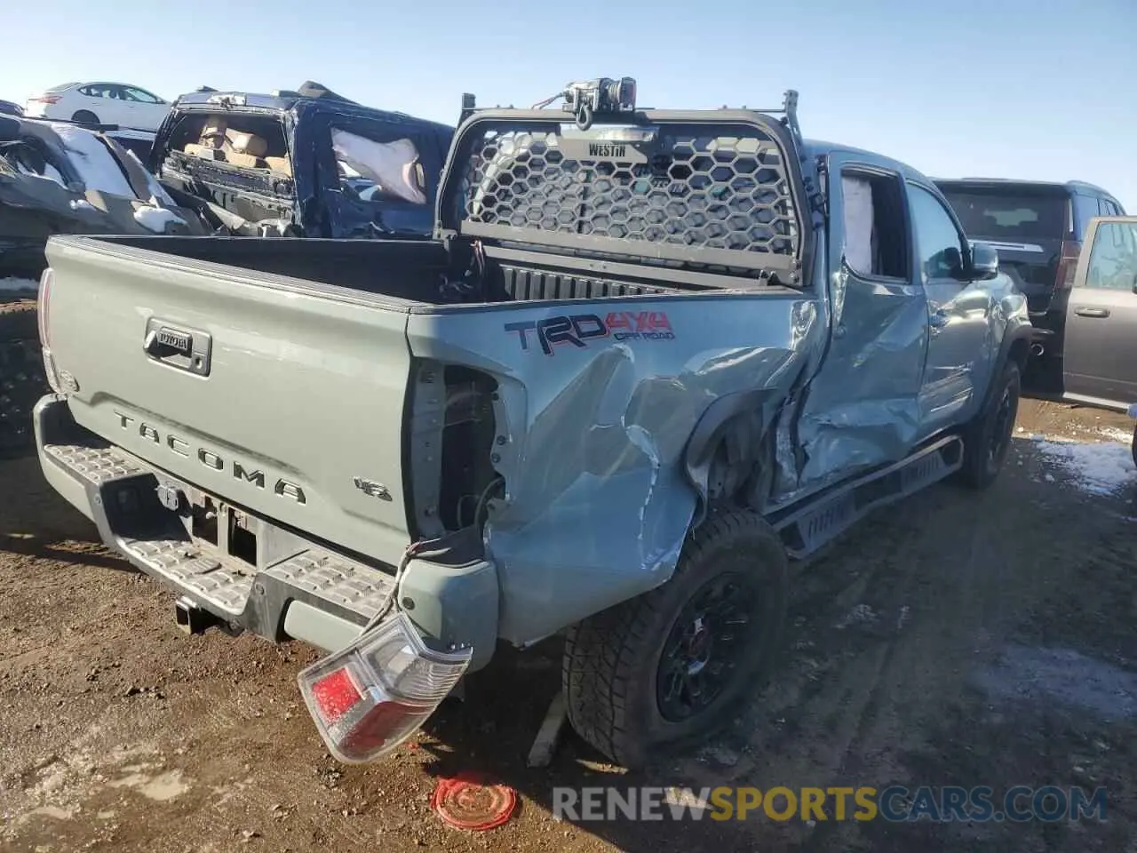 3 Photograph of a damaged car 3TMCZ5AN4NM499318 TOYOTA TACOMA 2022