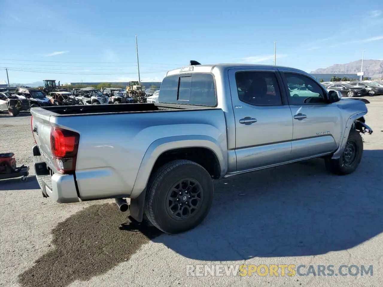 3 Photograph of a damaged car 3TMCZ5AN5NM487484 TOYOTA TACOMA 2022