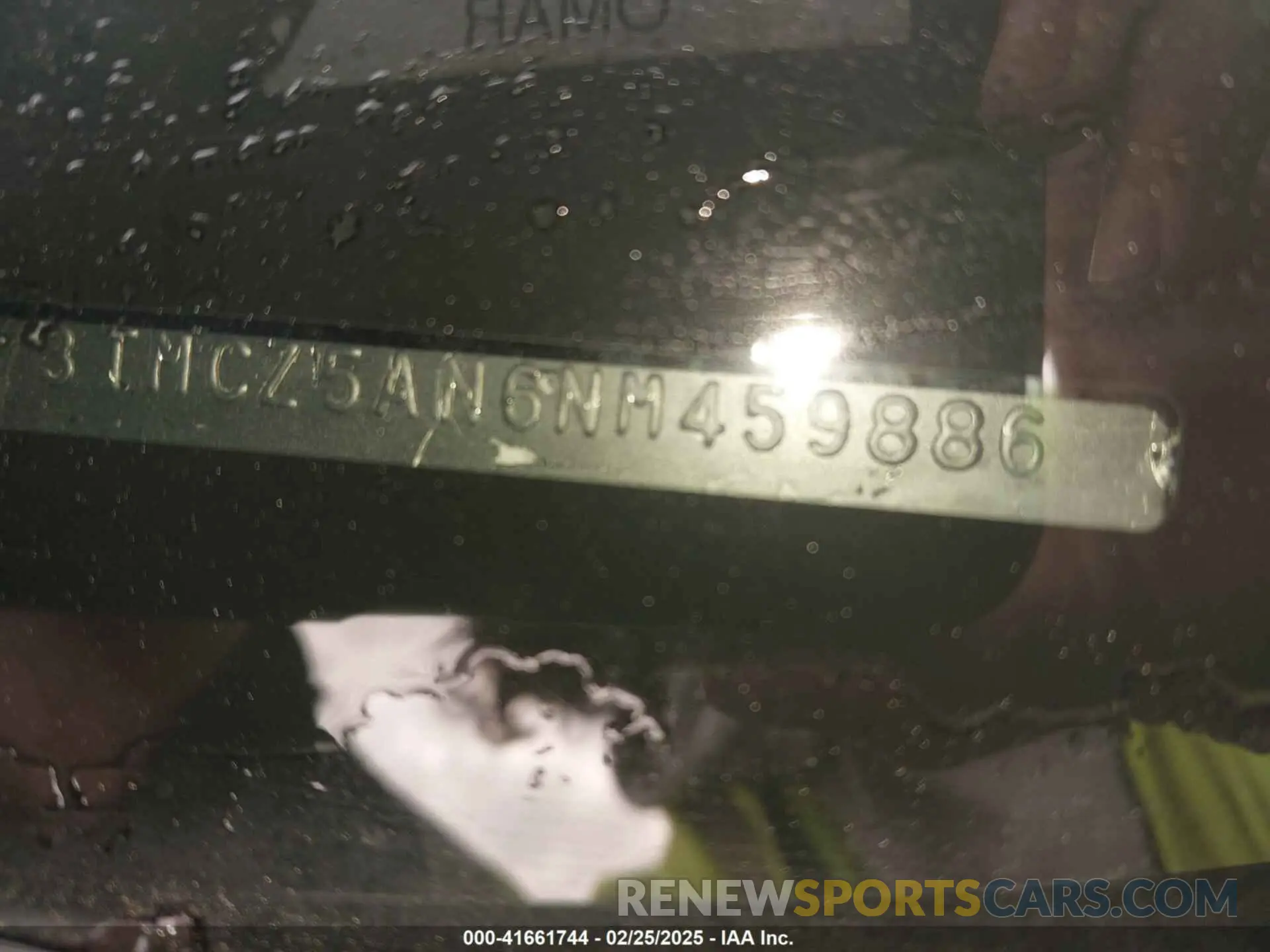9 Photograph of a damaged car 3TMCZ5AN6NM459886 TOYOTA TACOMA 2022